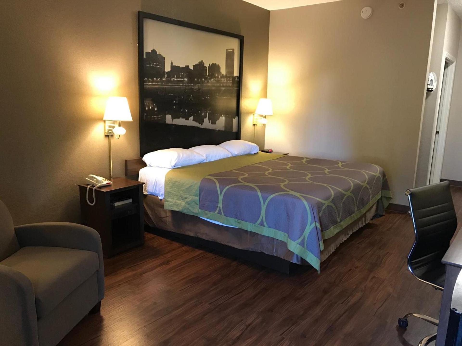 Super 8 by Wyndham Hernando photo 28