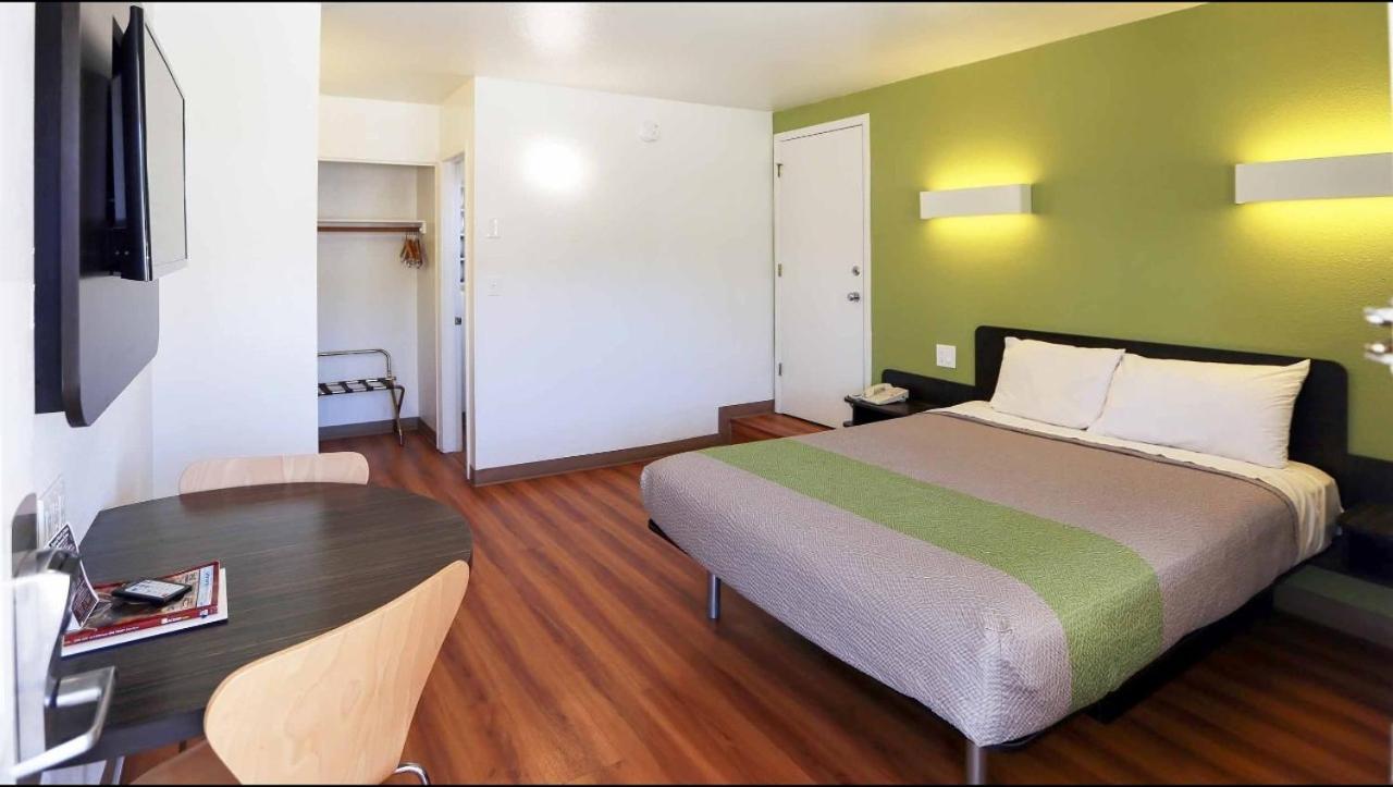 Days Inn by Wyndham Payson photo 30