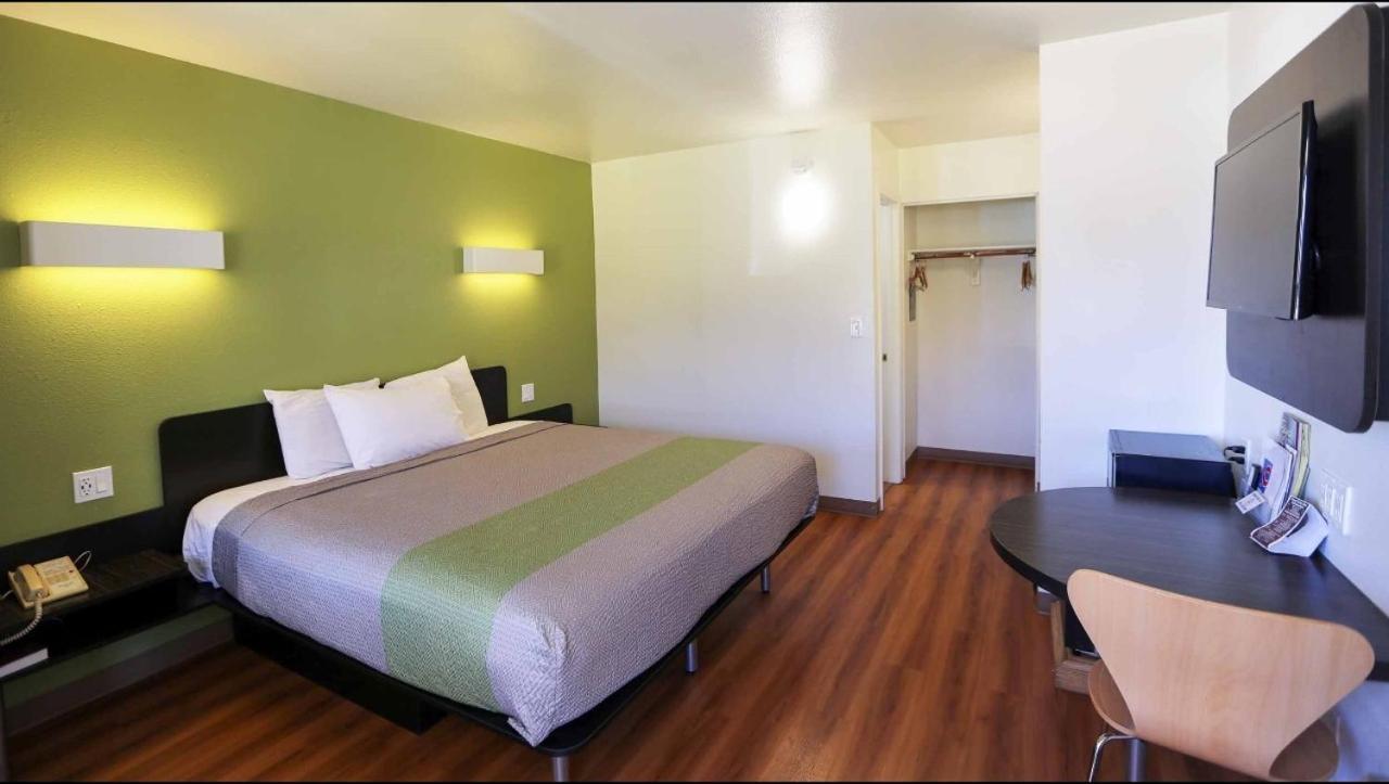 Days Inn by Wyndham Payson photo 31