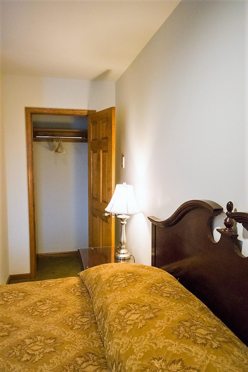 Sutton Inn photo 11