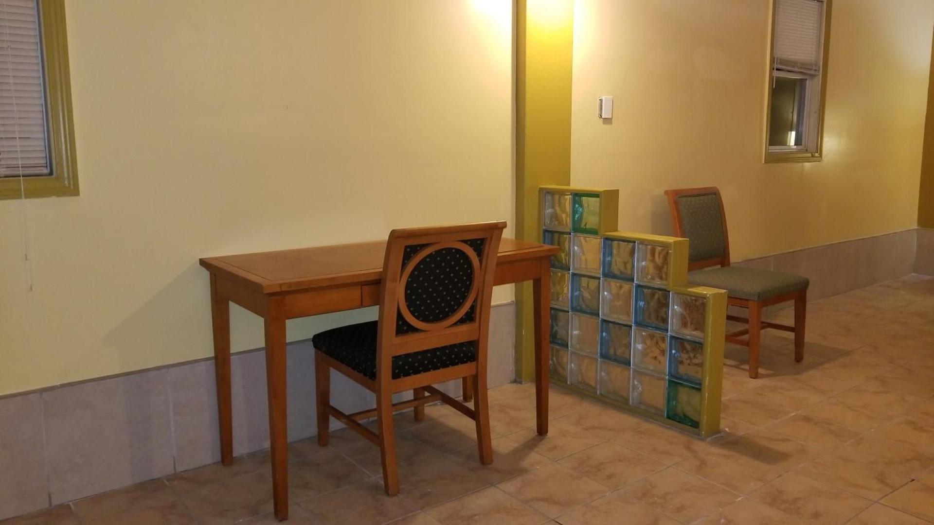 Luxury Inn photo 16