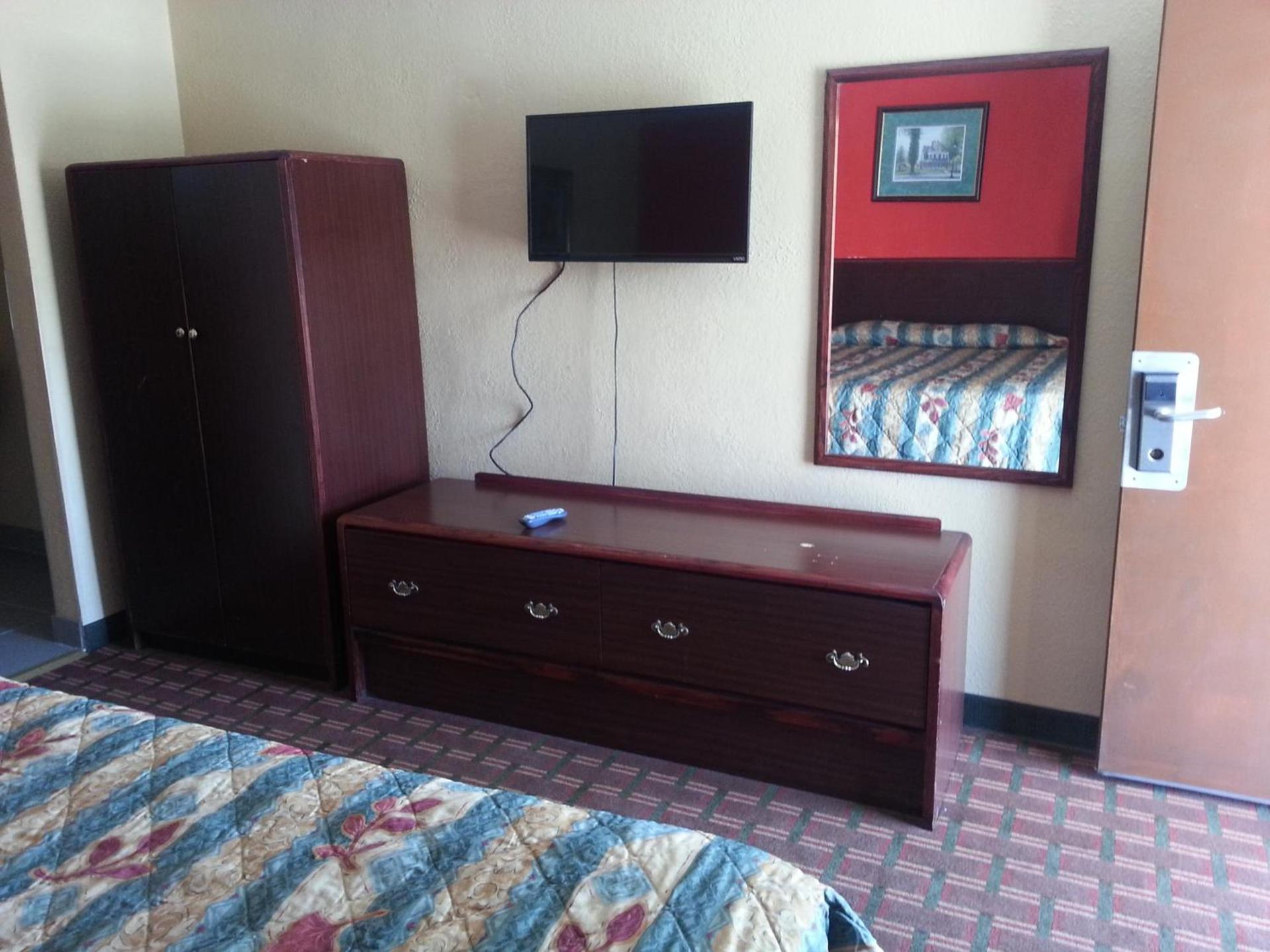 Mount Laurel Motel photo 20