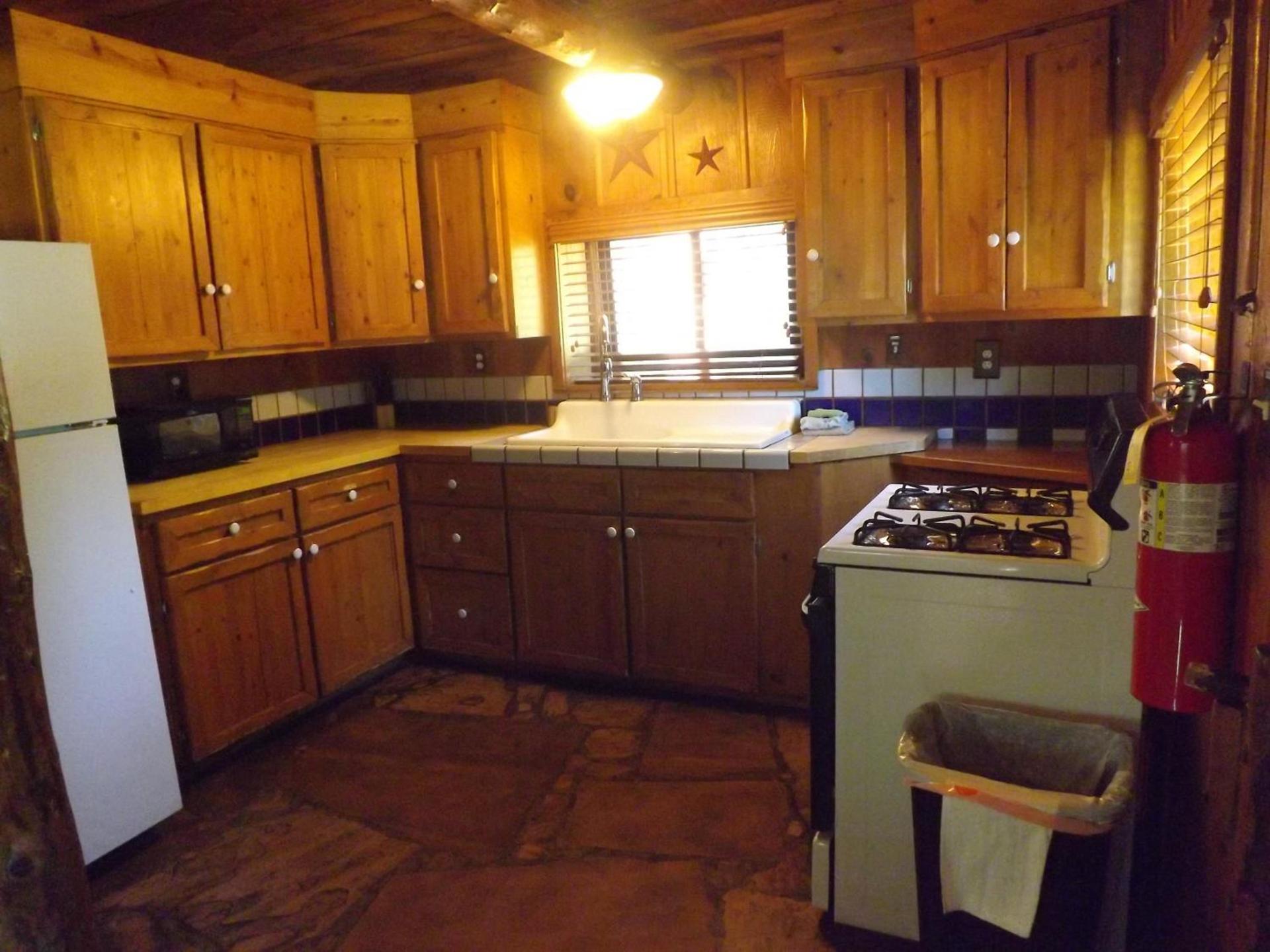 Arizona Mountain Inn & Cabins photo 96