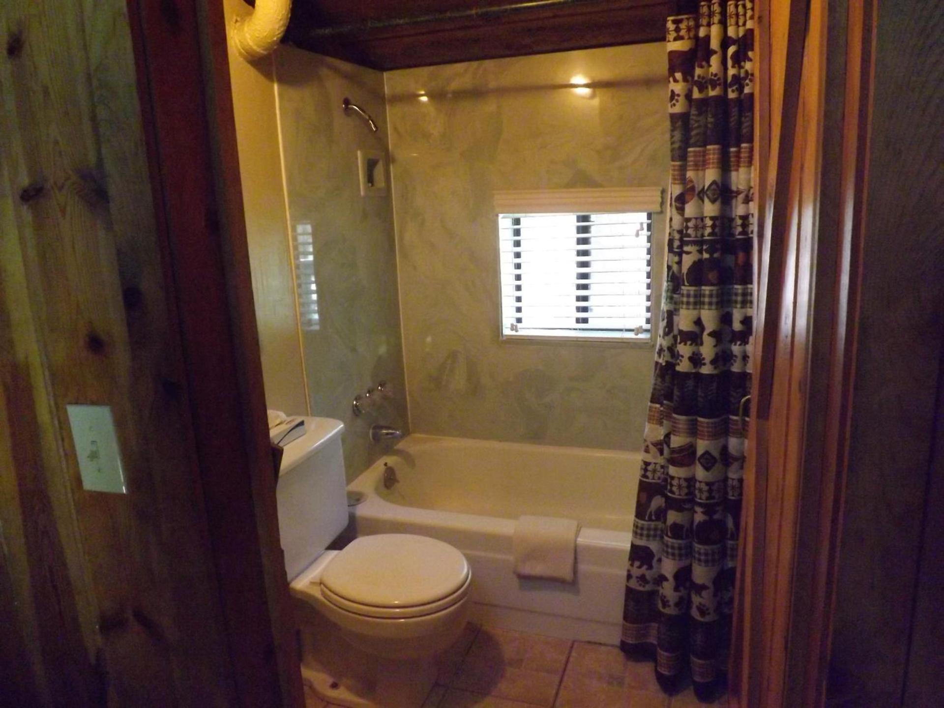 Arizona Mountain Inn & Cabins photo 93