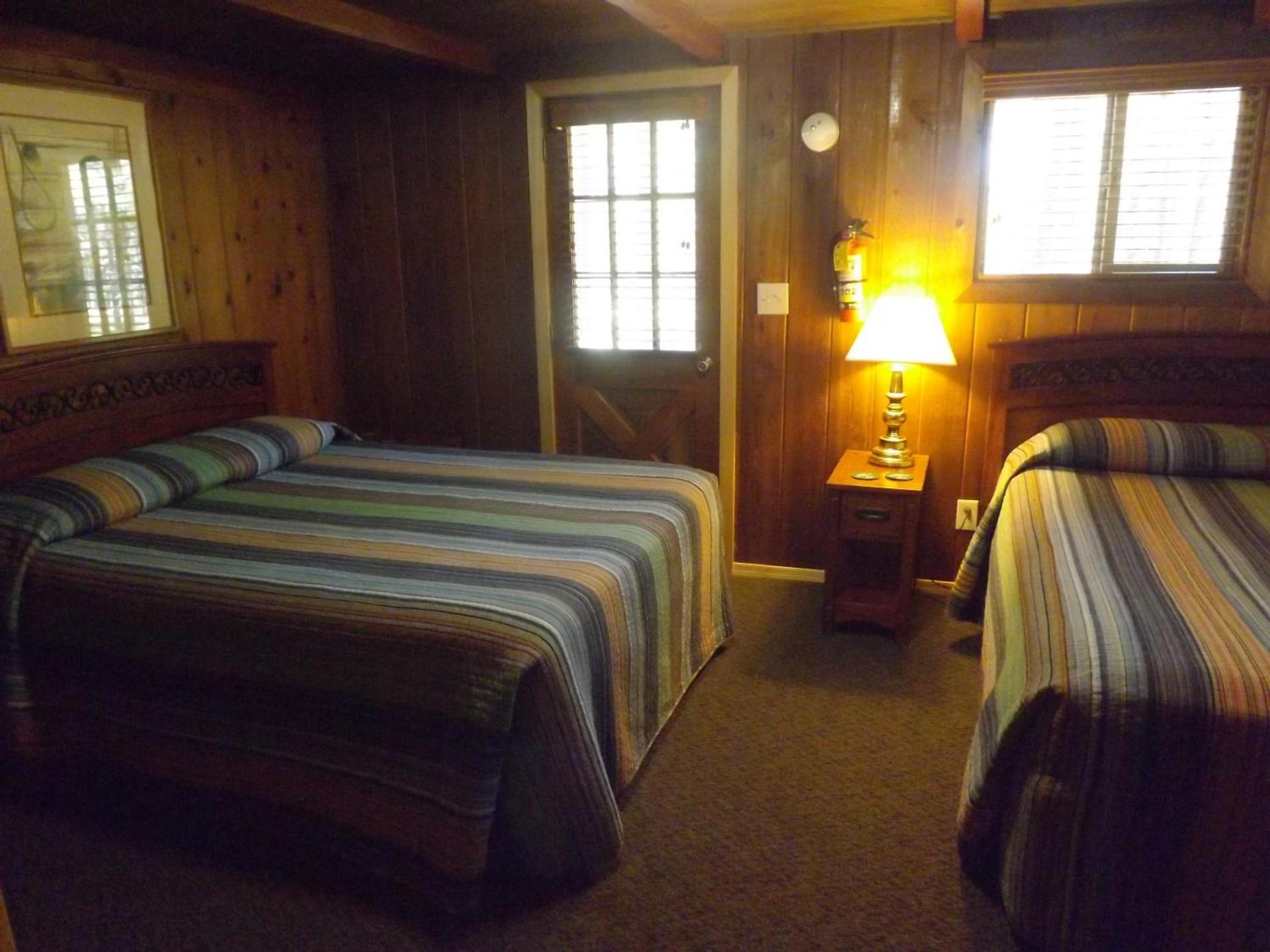 Arizona Mountain Inn & Cabins photo 79