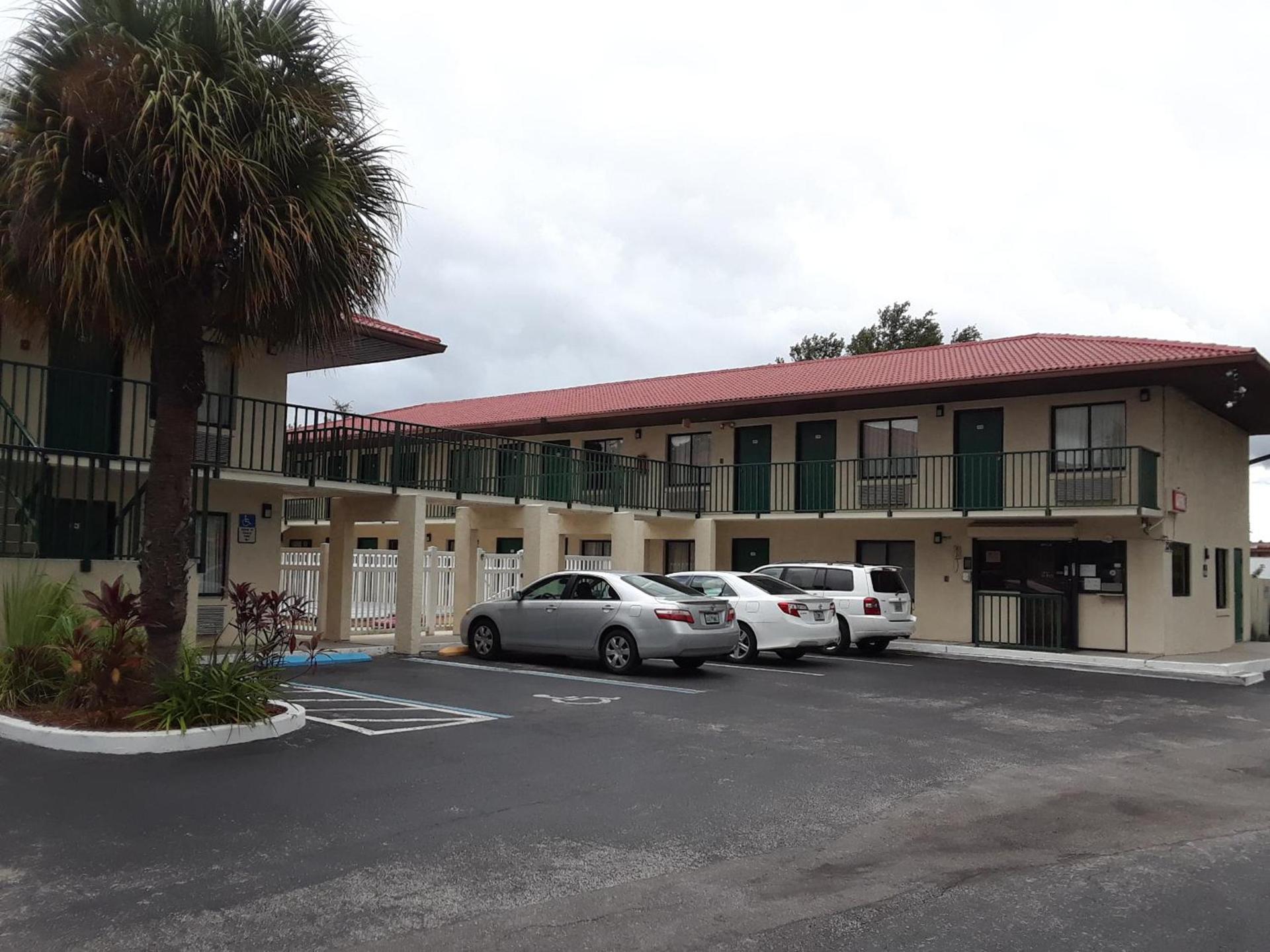 Riviera Motel photo 4