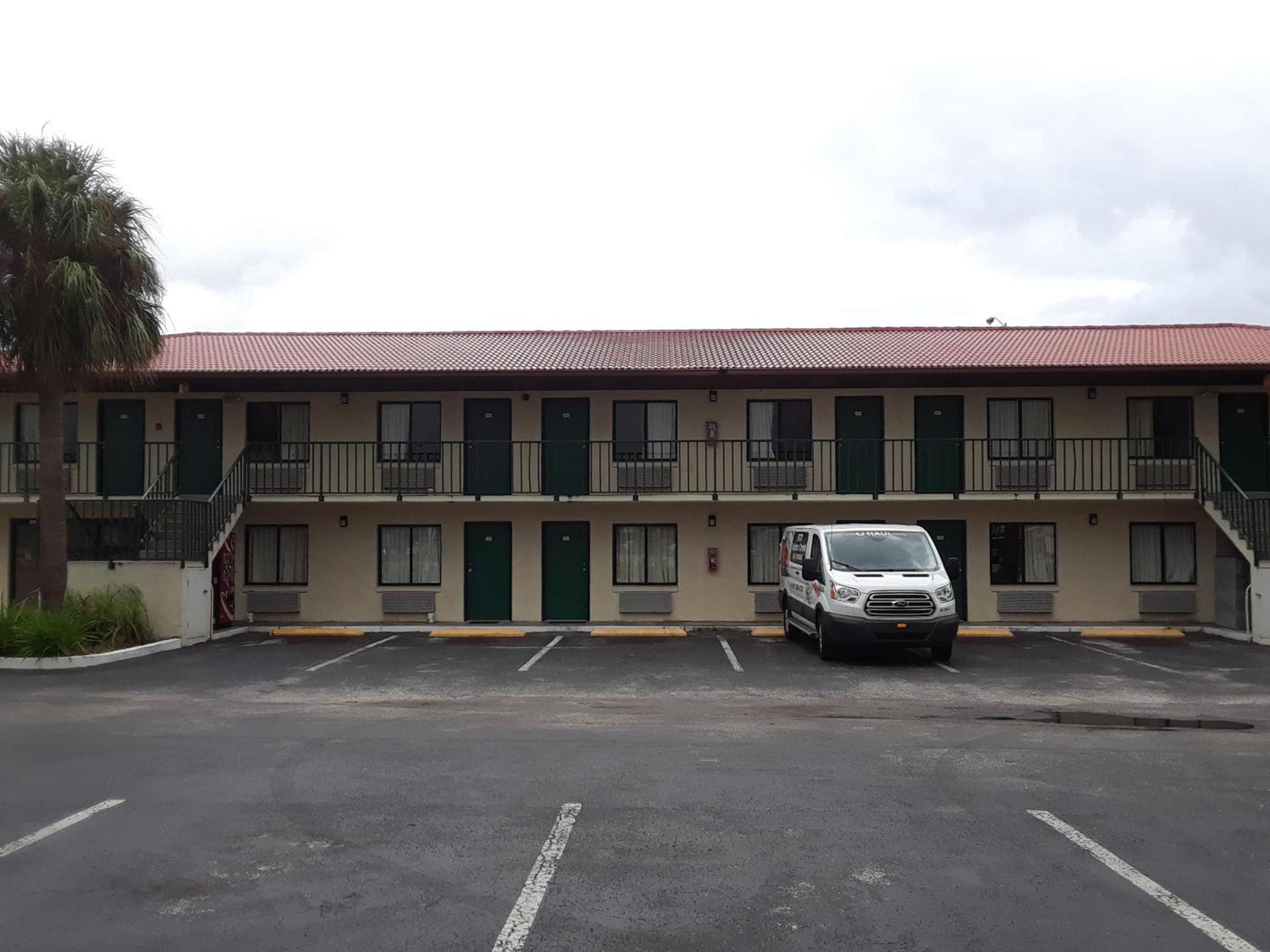 Riviera Motel photo 5