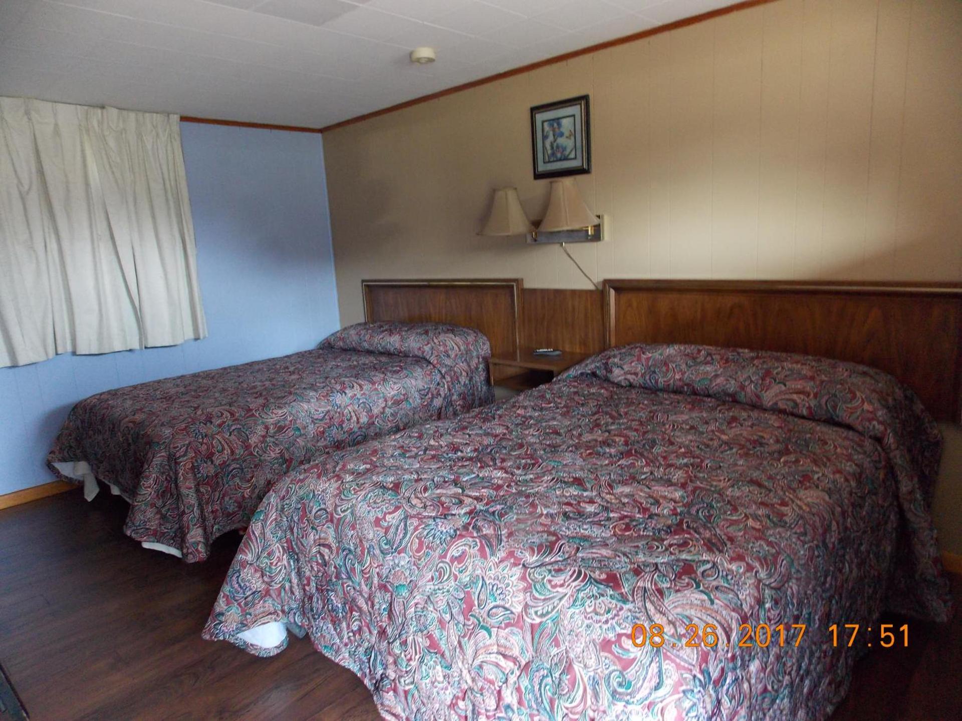 Melody Motor Lodge photo 12