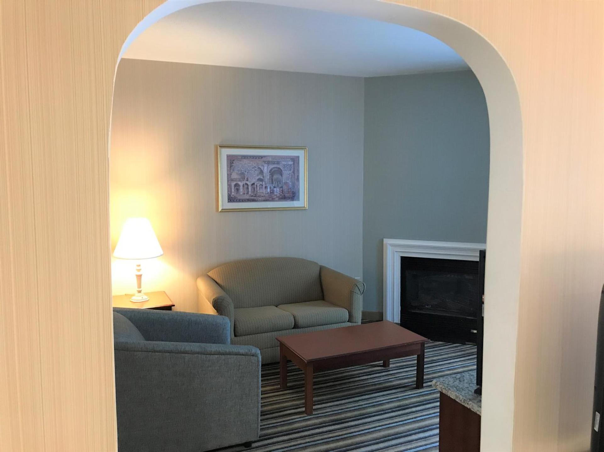 Best Western Plus New England Inn & Suites photo 68