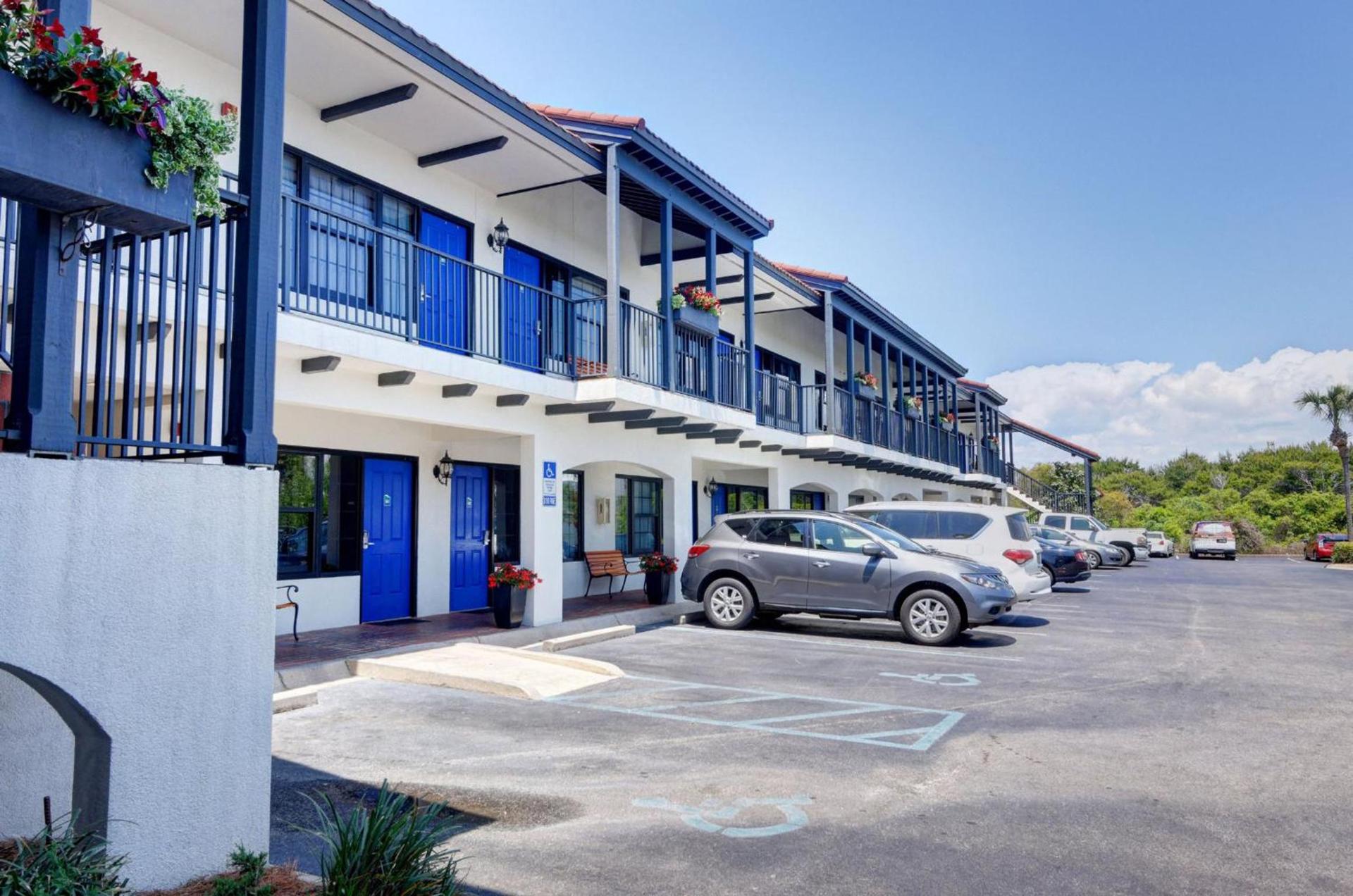 Beachside Inn photo 15