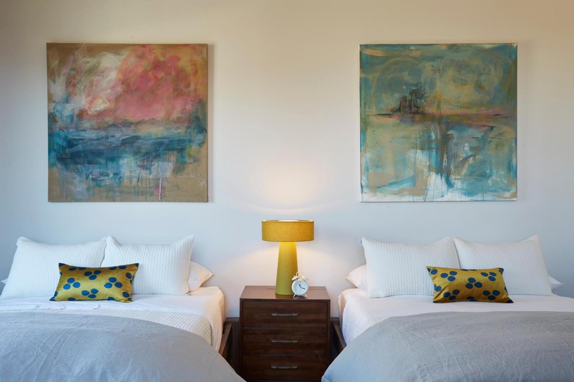 Kinn Guesthouse Bay View photo 23