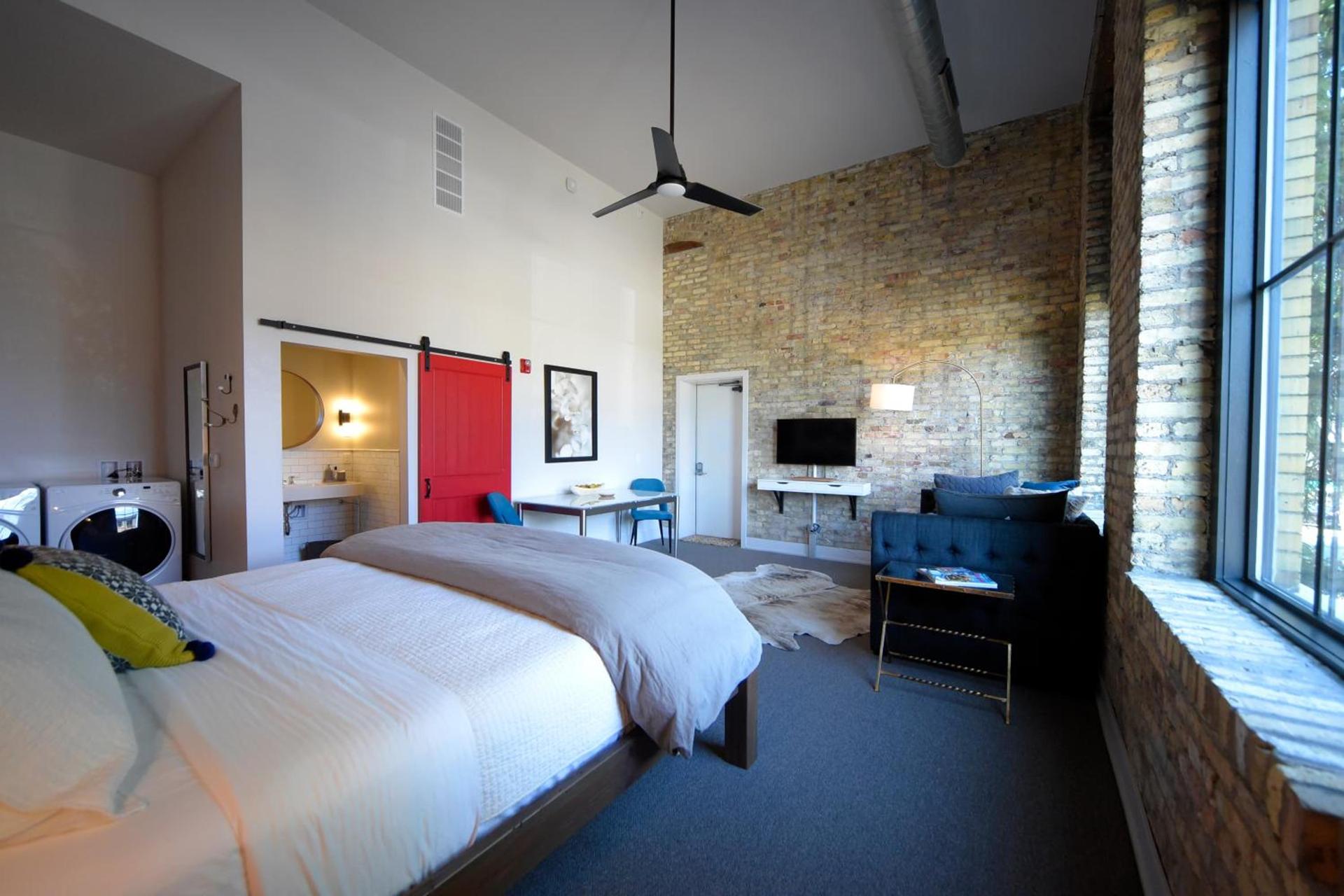 Kinn Guesthouse Bay View photo 20