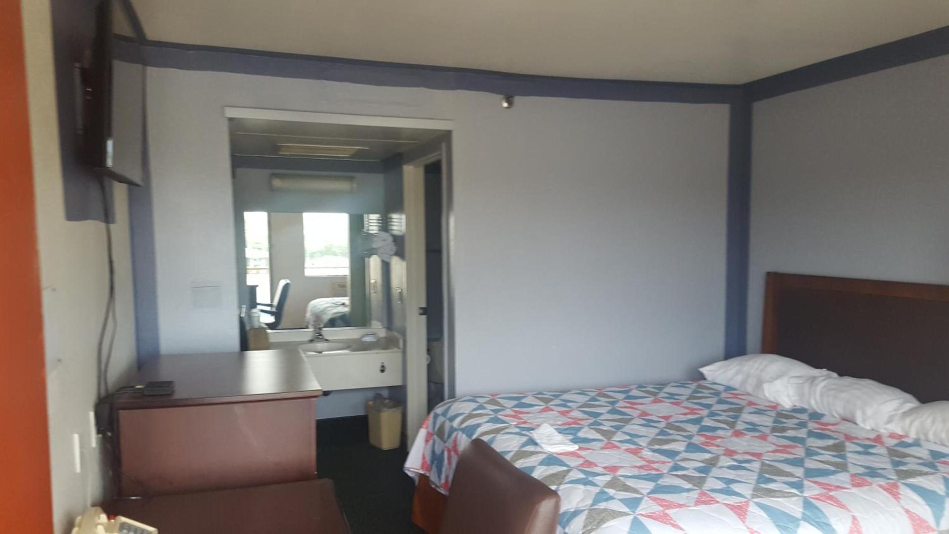 Travel Inn photo 8