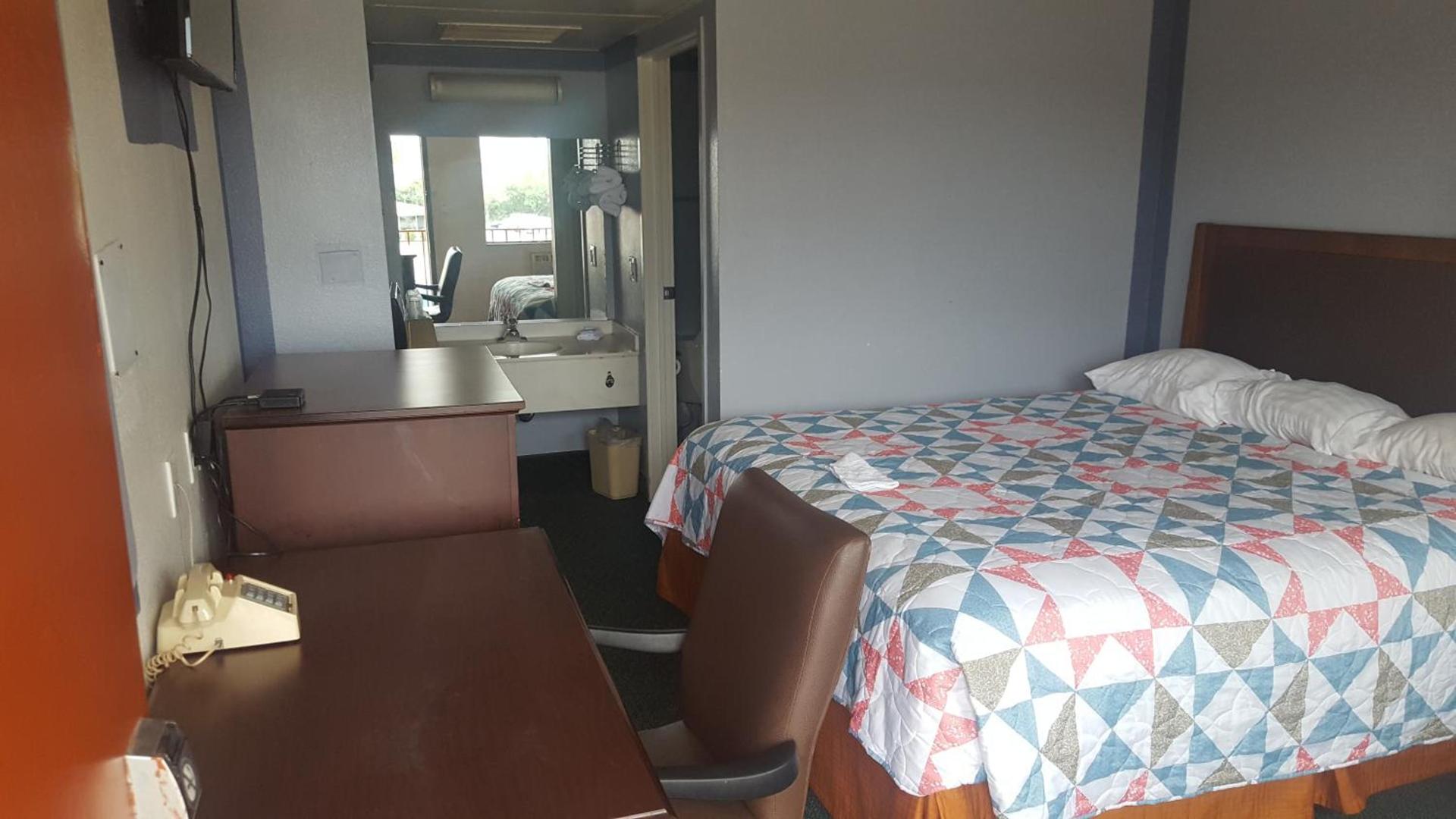 Travel Inn photo 7