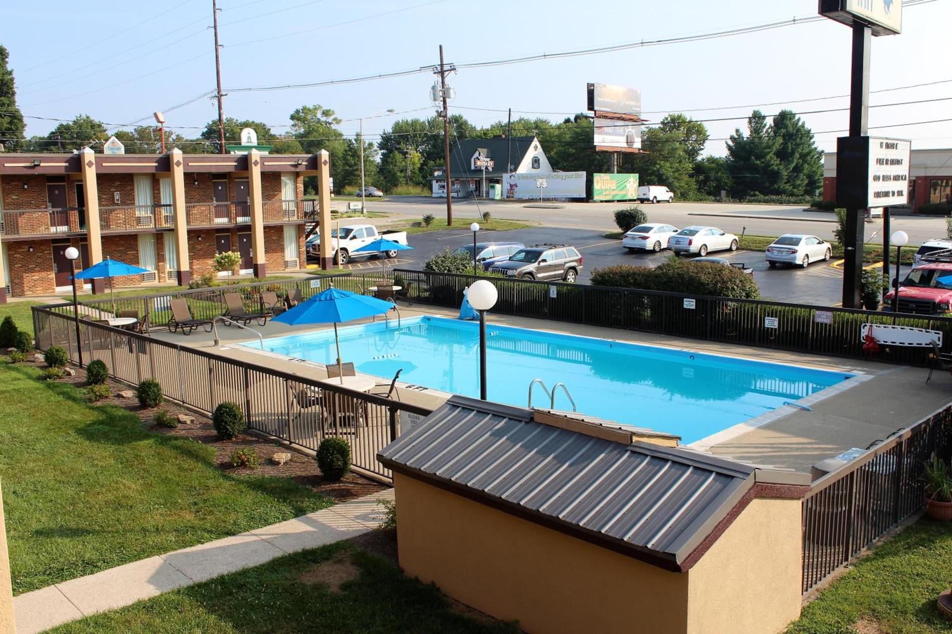 Bluegrass Inn photo 30