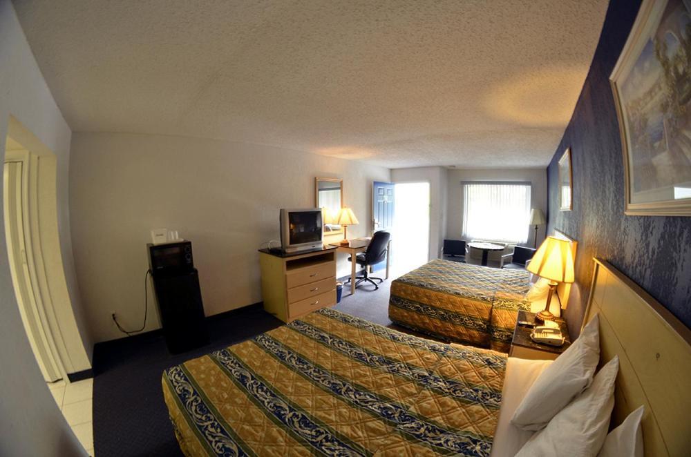 Superlodge Absecon/Atlantic City photo 12