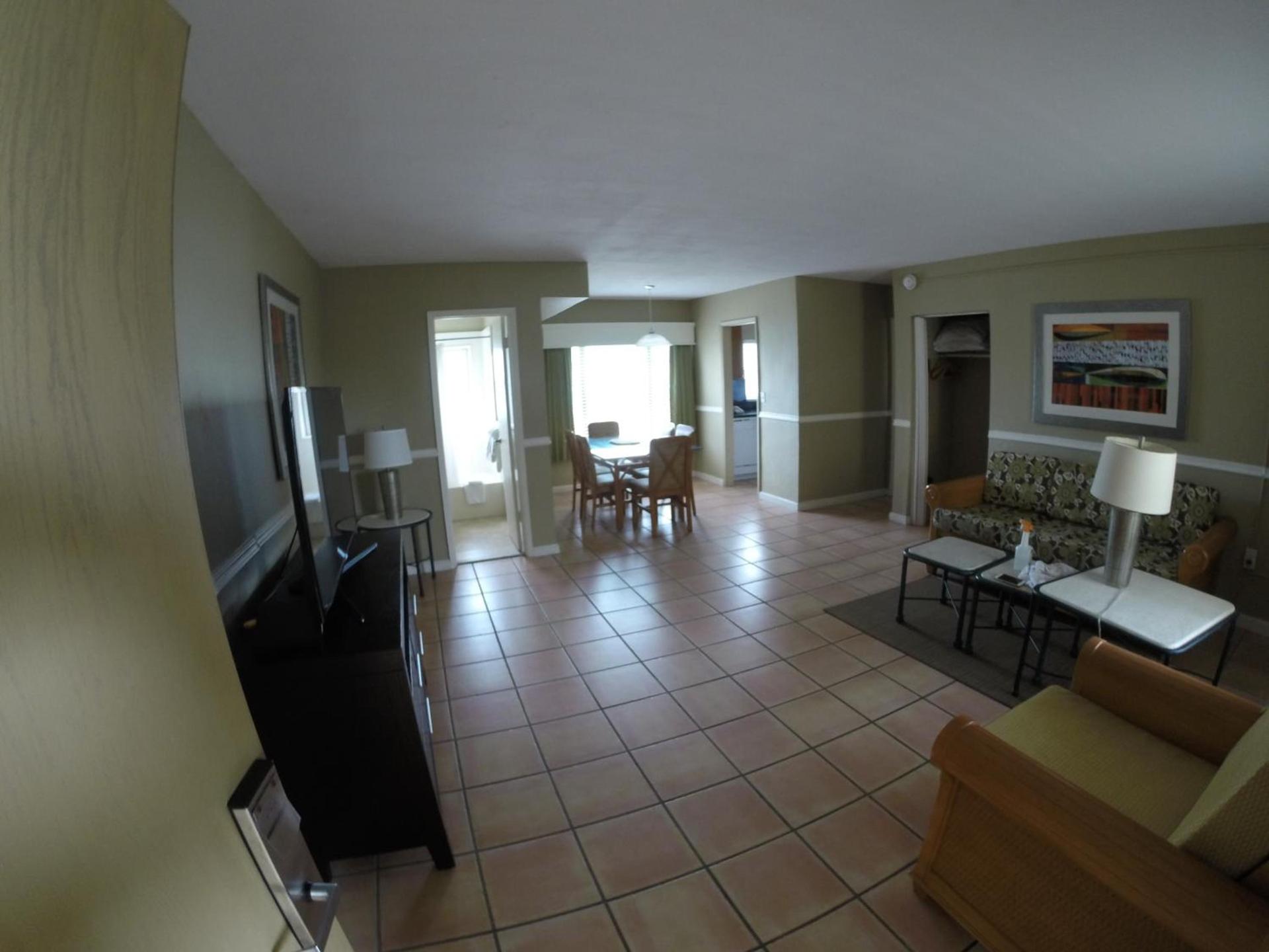 Silver Seas Beach Resort photo 16