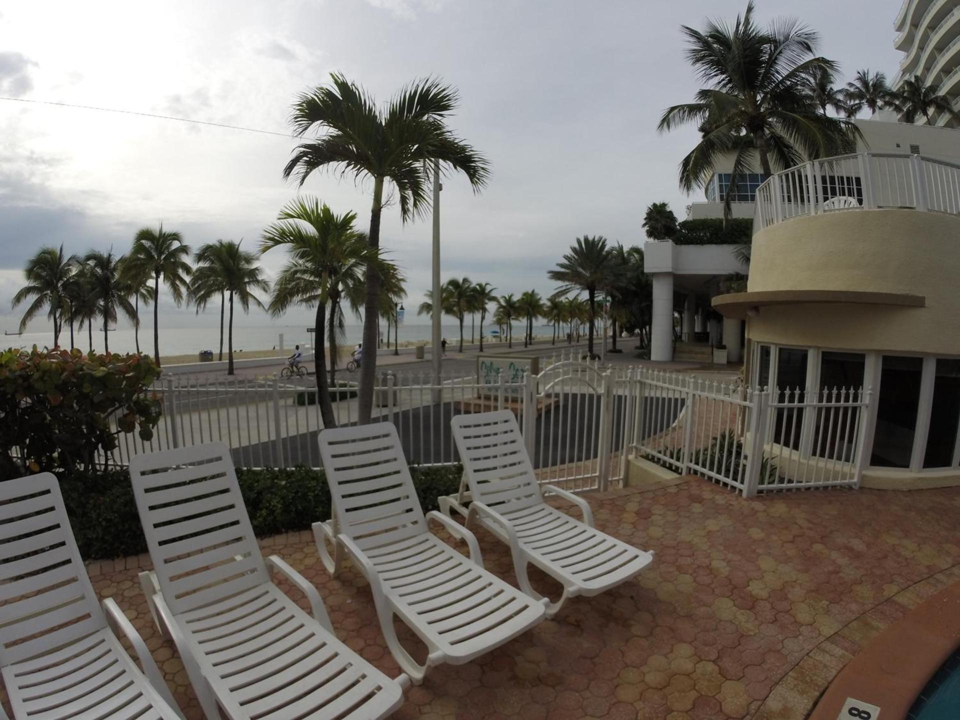 Silver Seas Beach Resort photo 23