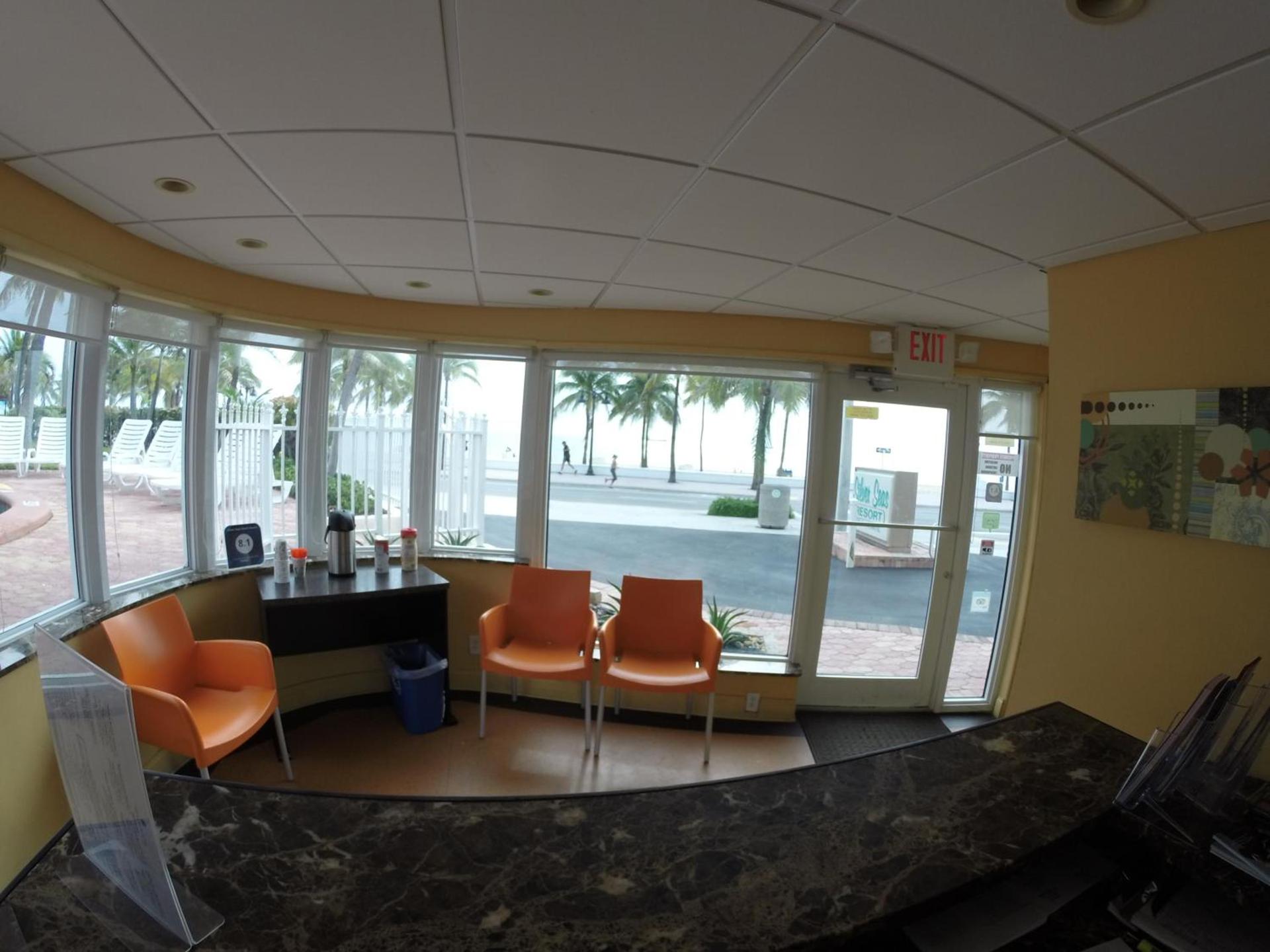 Silver Seas Beach Resort photo 25