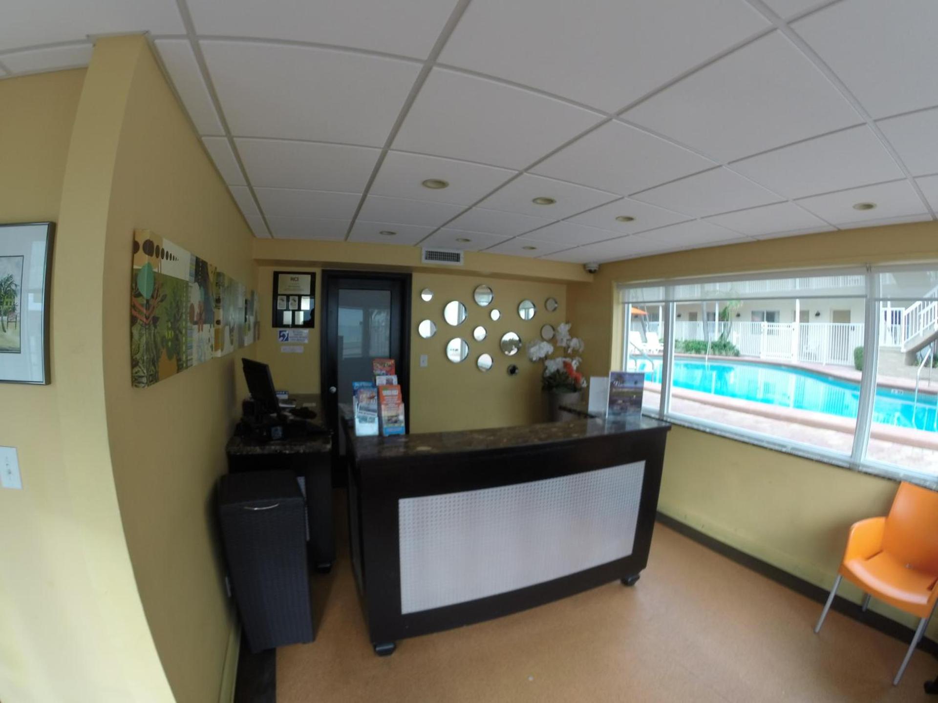 Silver Seas Beach Resort photo 26