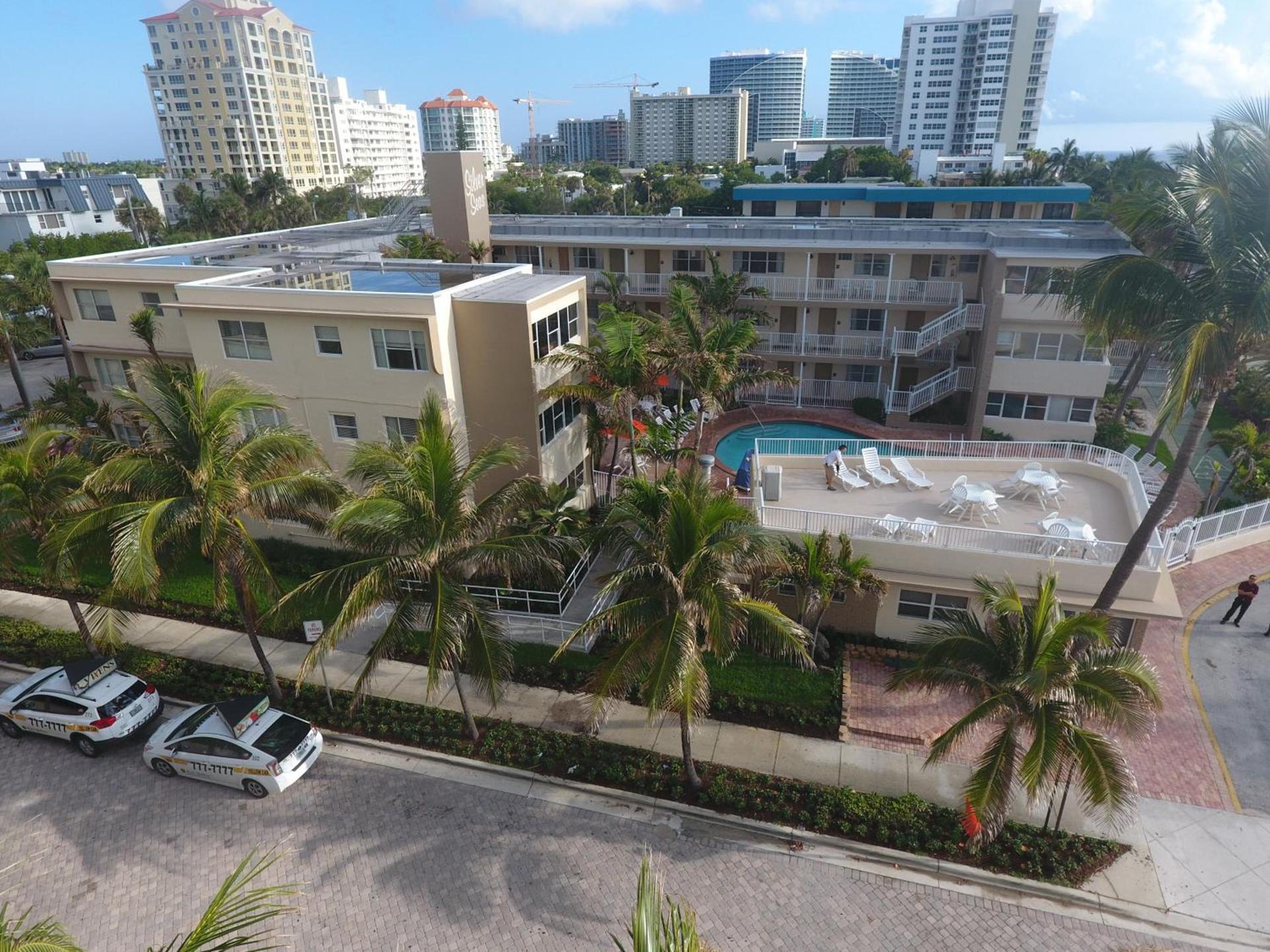 Silver Seas Beach Resort photo 13