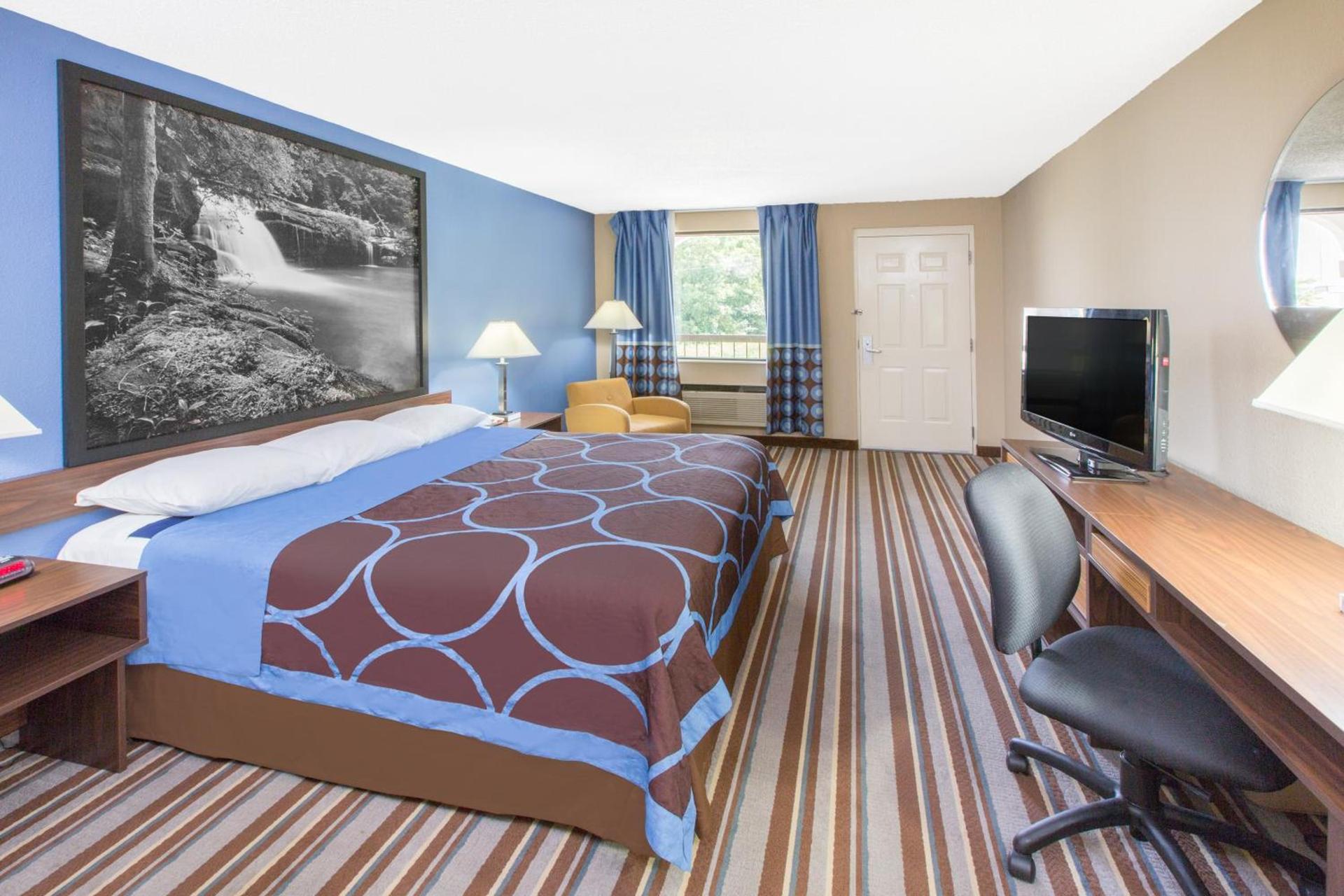 Super 8 by Wyndham Dothan photo 27