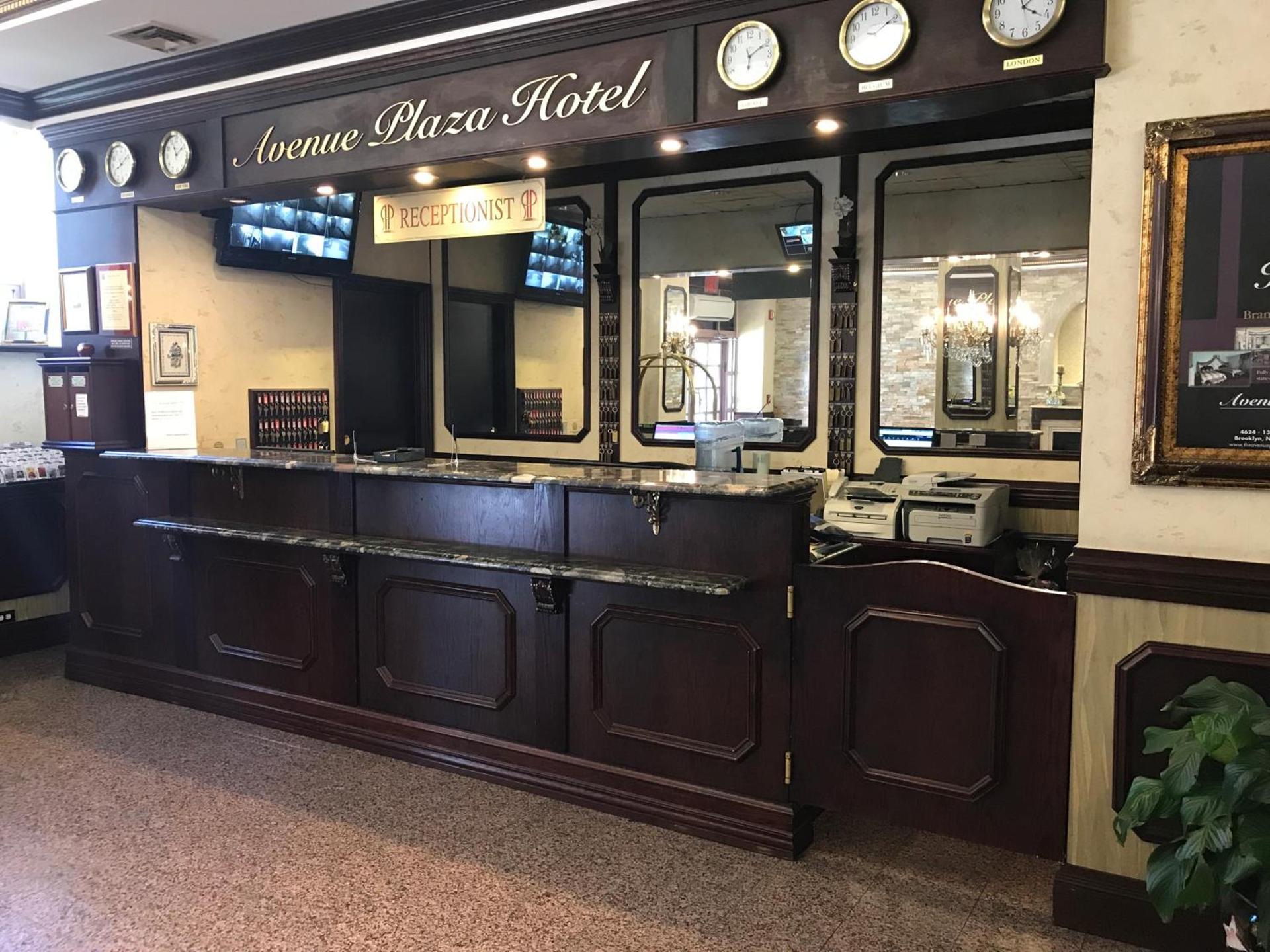 The Avenue Plaza photo 19