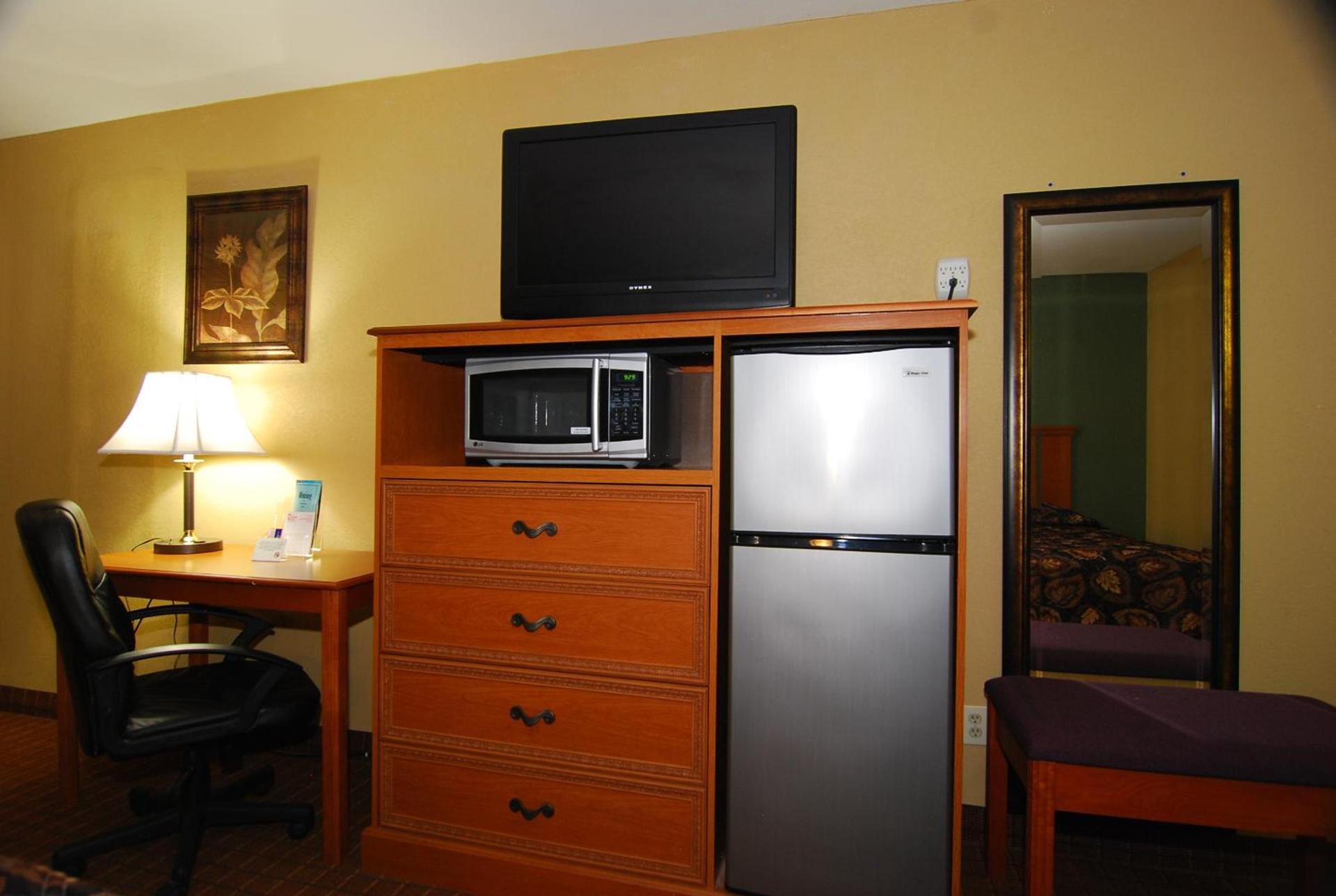 Coach Light Inn photo 36