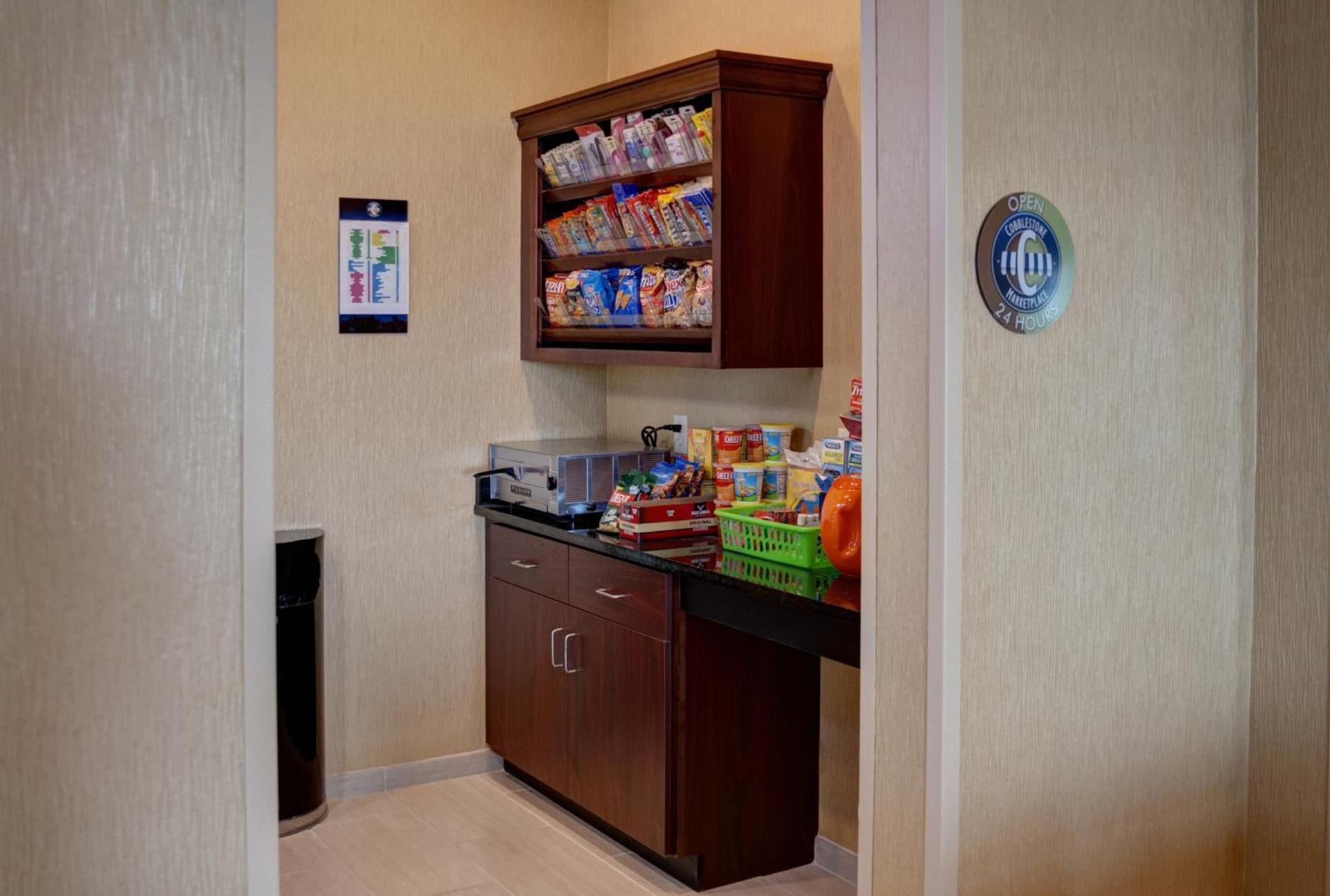 Cobblestone Hotel and Suites - Jefferson photo 17