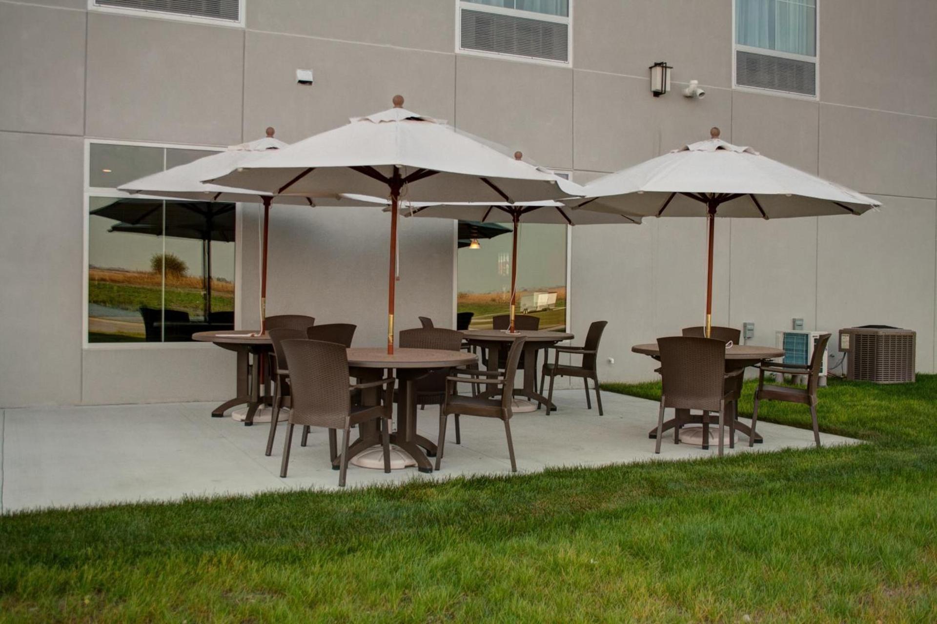Cobblestone Hotel and Suites - Jefferson photo 18