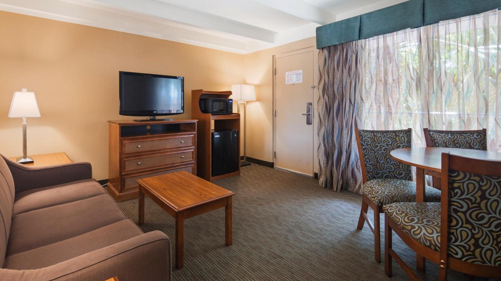 Best Western Charleston Inn photo 63