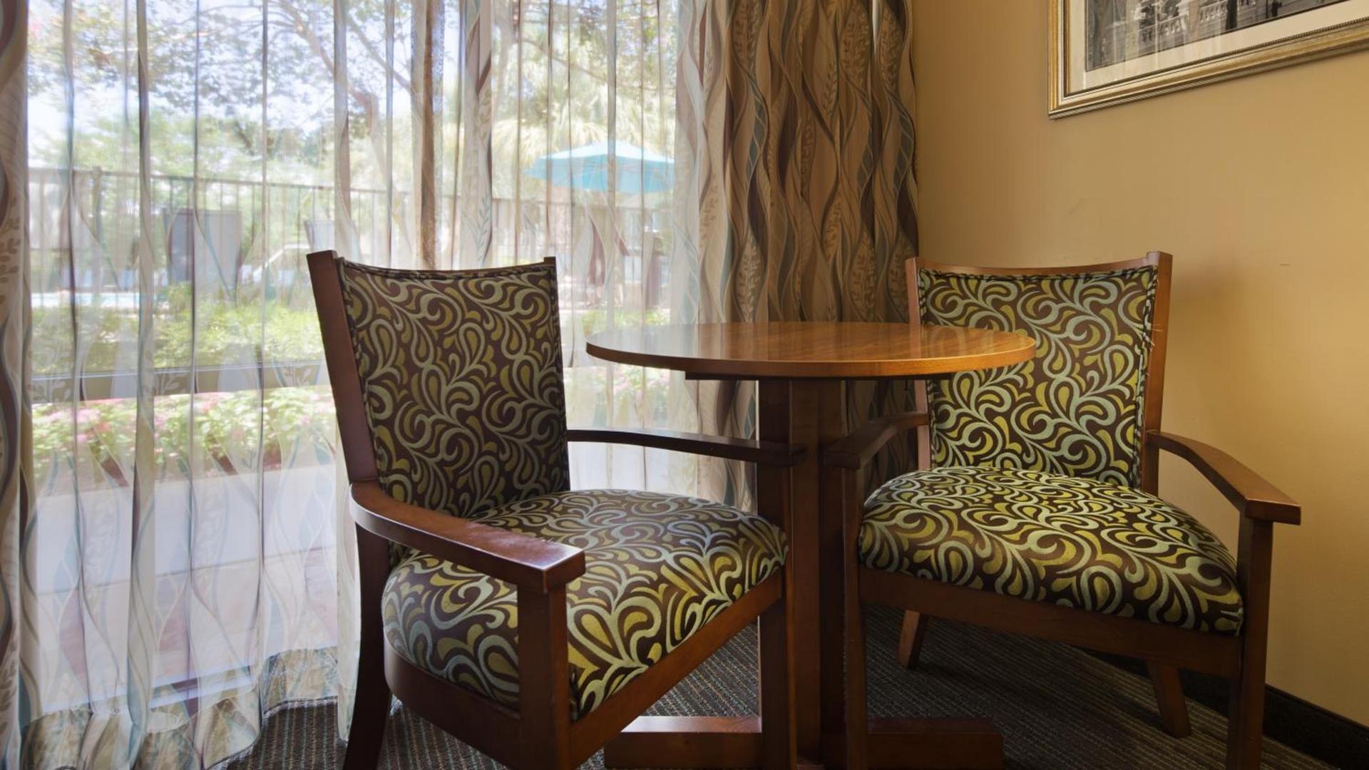 Best Western Charleston Inn photo 60