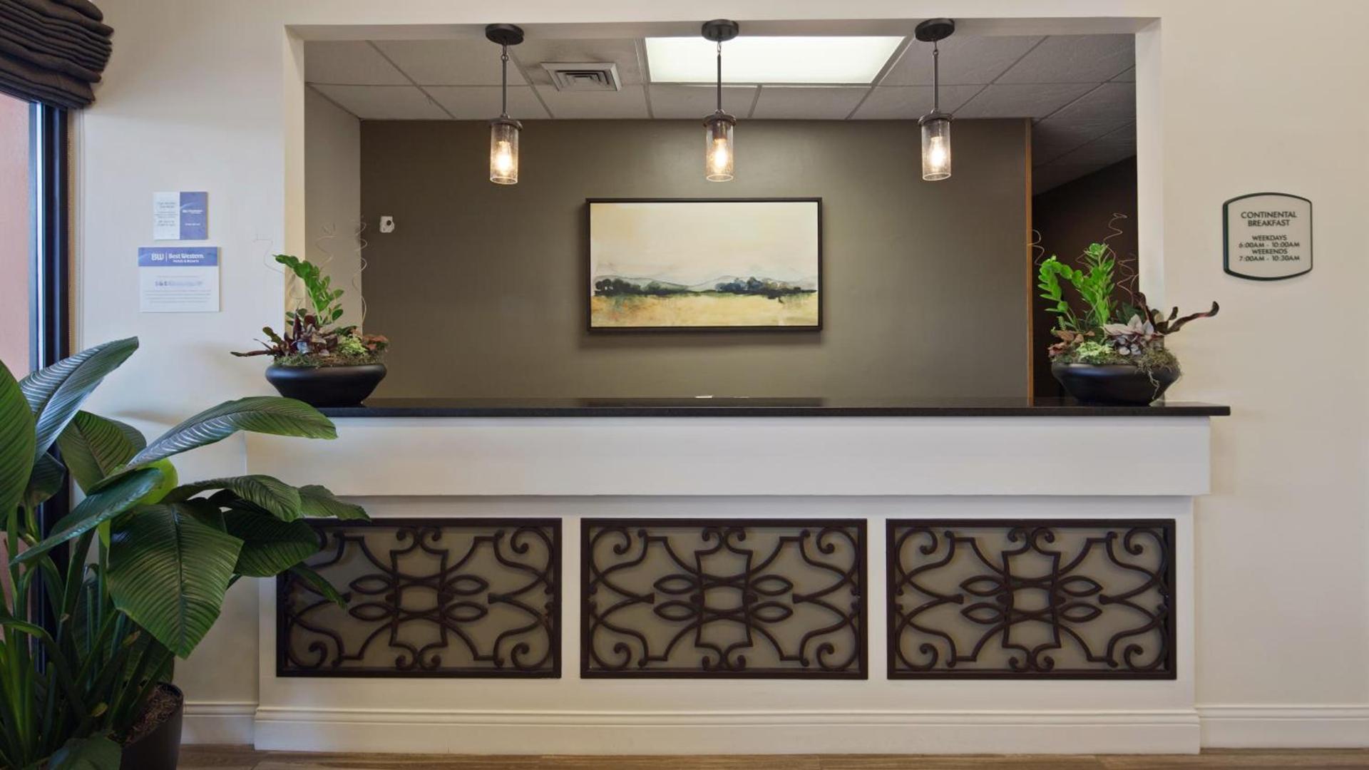 Best Western Charleston Inn photo 57