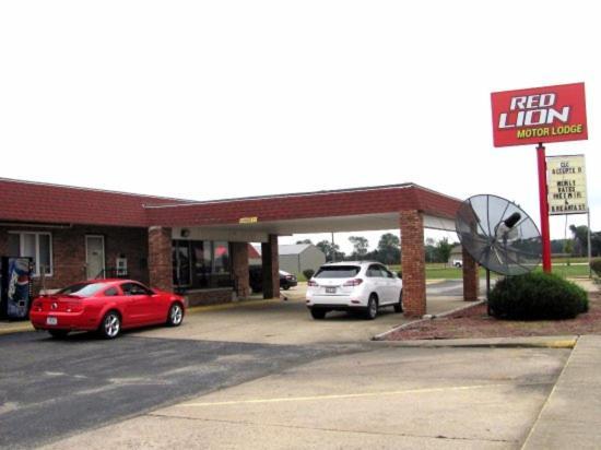 Red Lion Motor Lodge photo 1