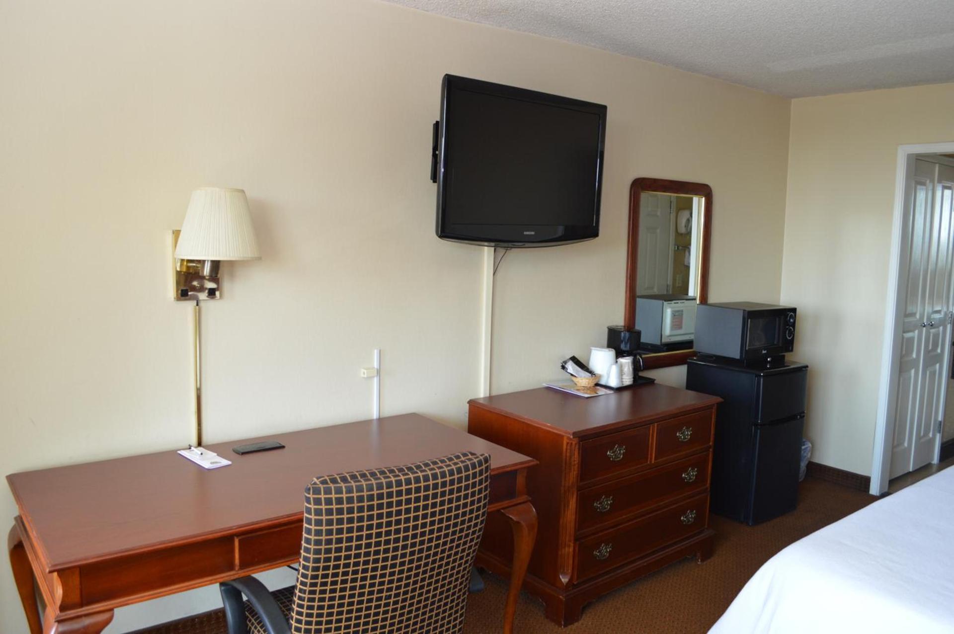 Ontario Airport Inn photo 26