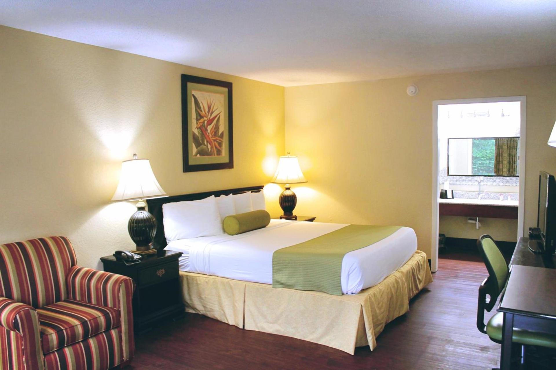 Residence Hub Inn and Suites photo 6