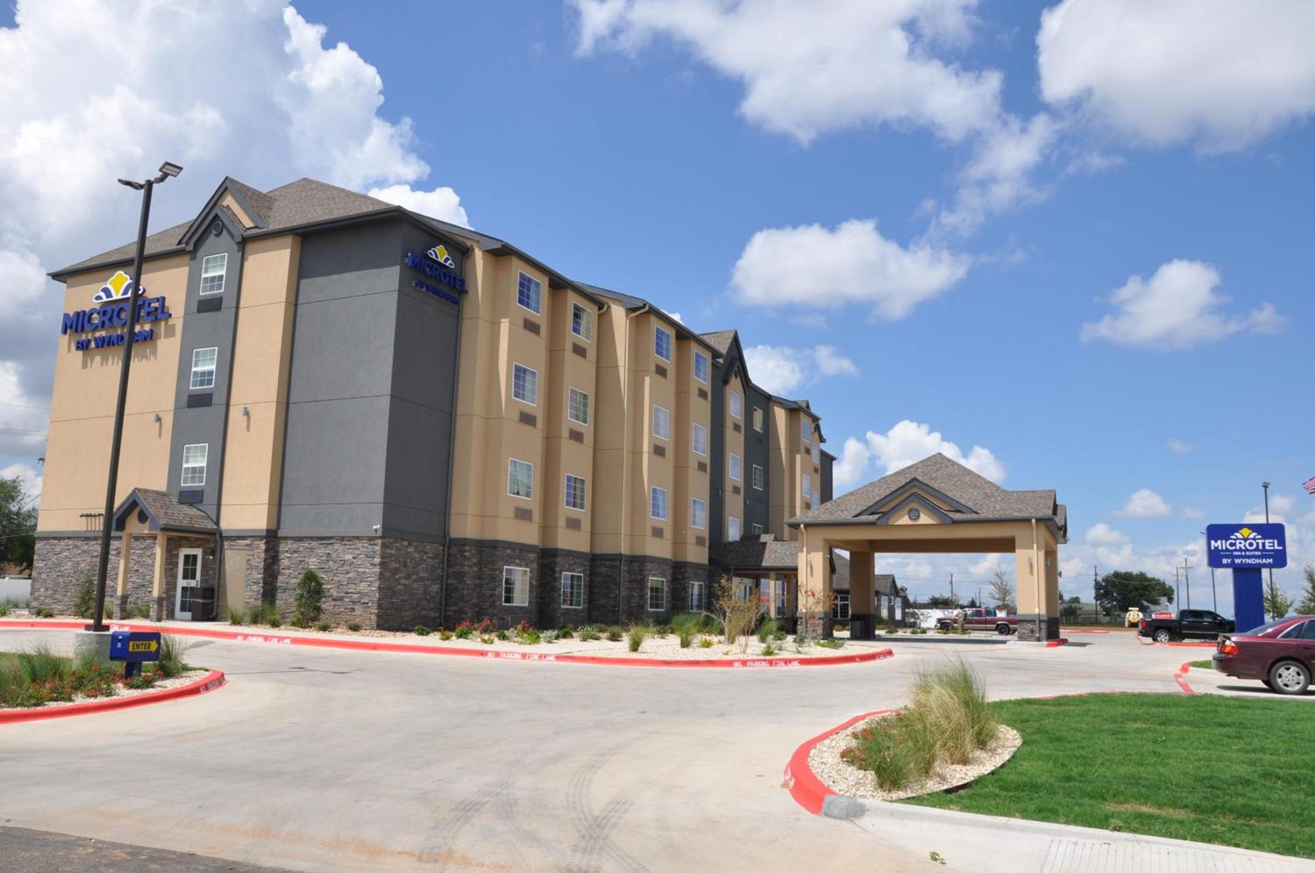 Microtel Inn & Suites by Wyndham Lubbock photo 30