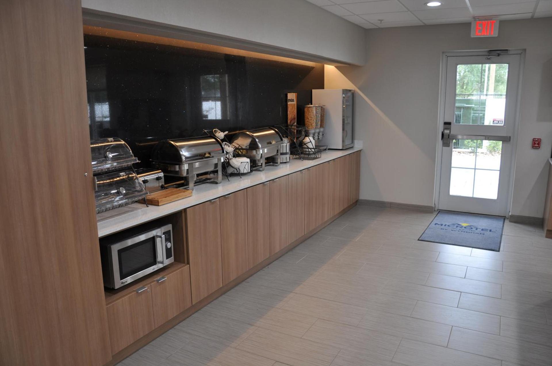 Microtel Inn & Suites by Wyndham Lubbock photo 23