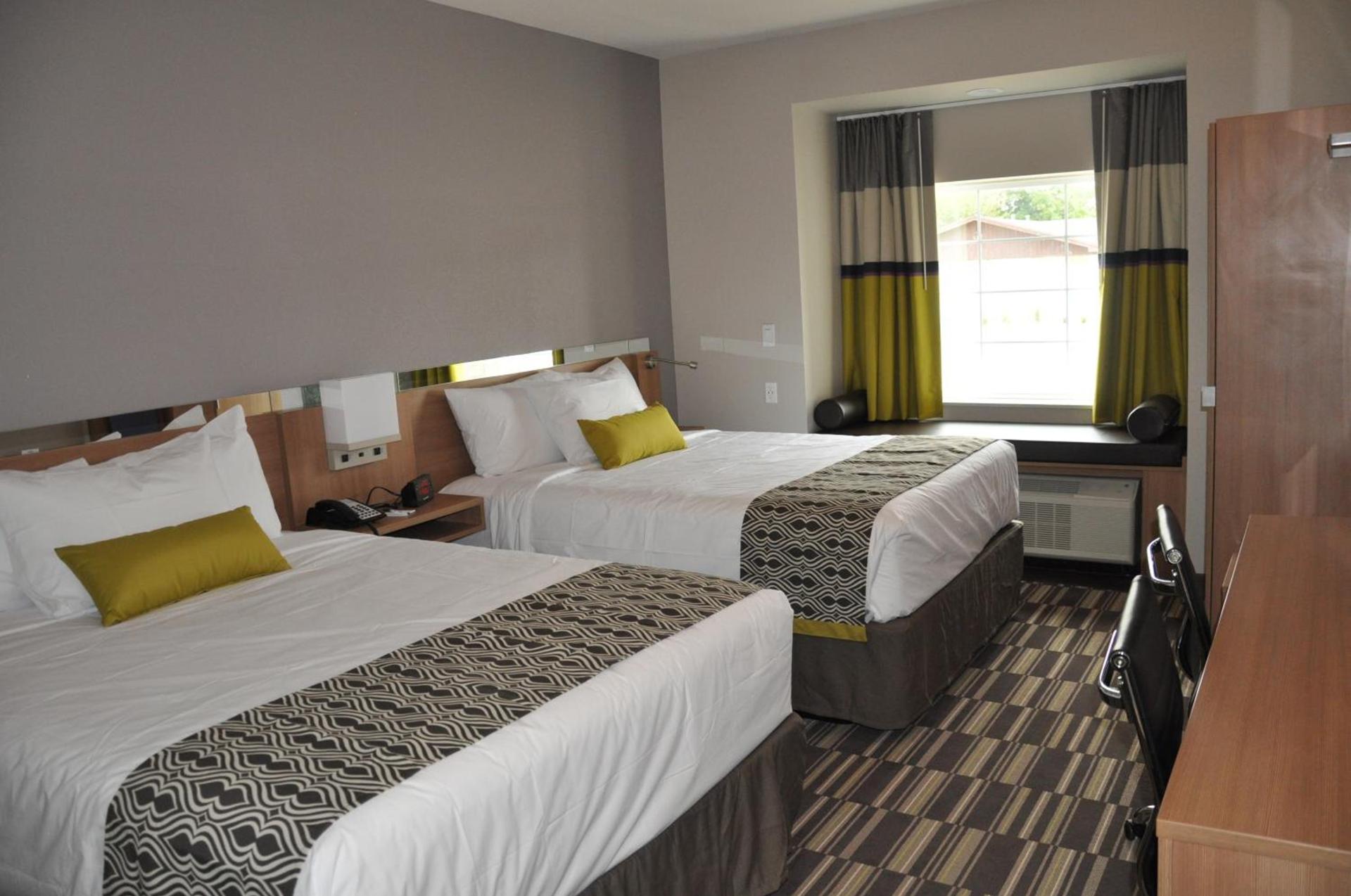 Microtel Inn & Suites by Wyndham Lubbock photo 28