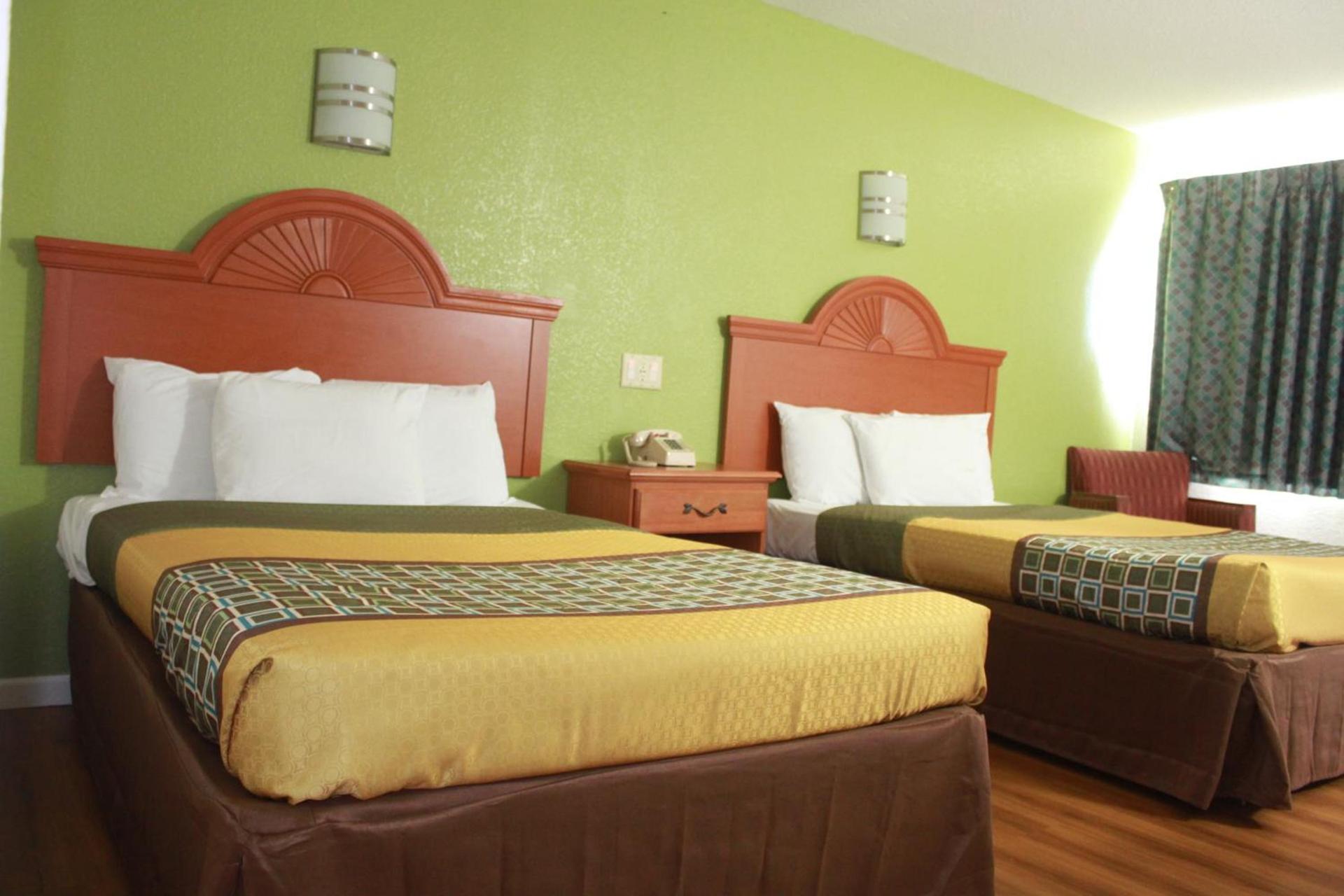 Royal Inn photo 10