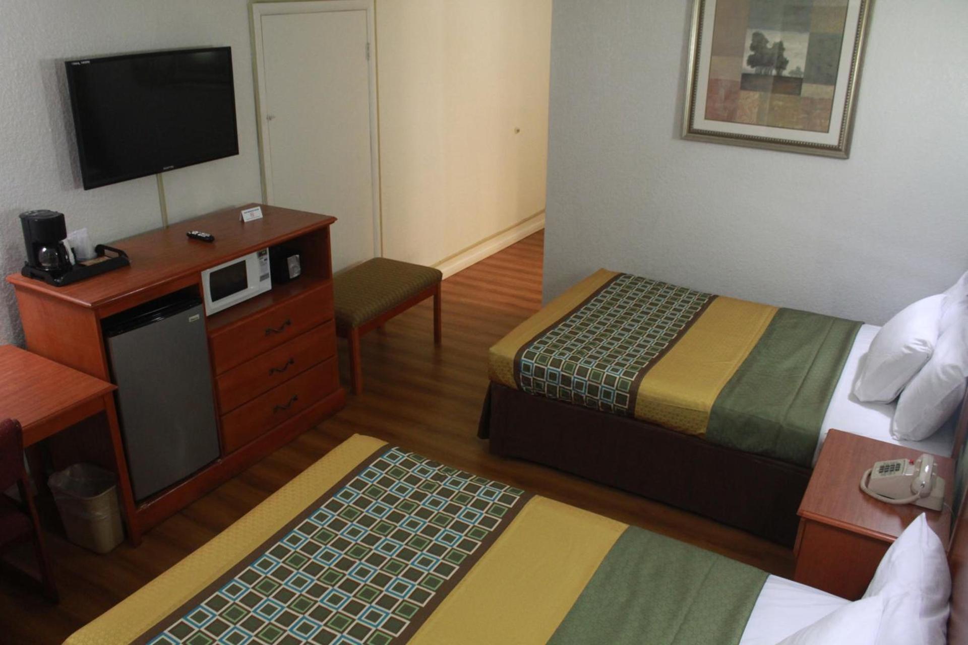 Royal Inn photo 4