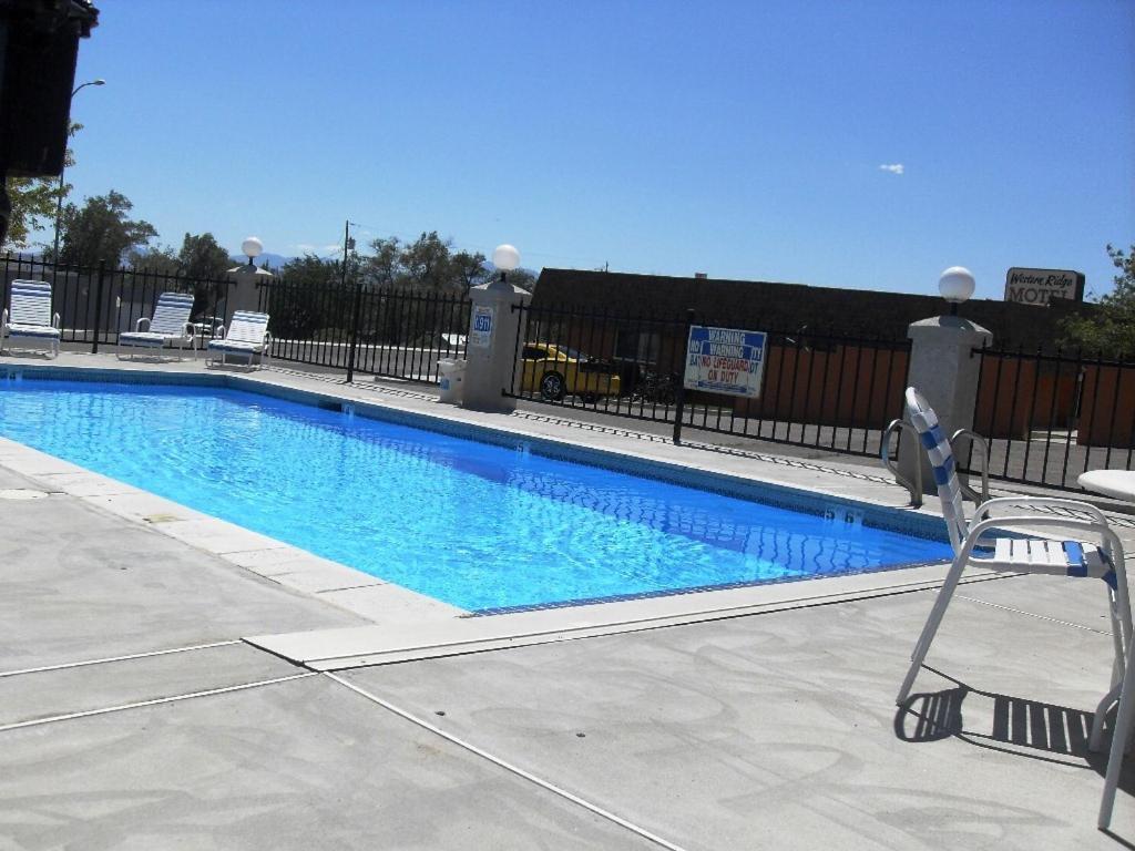 Western Ridge Motel photo 16
