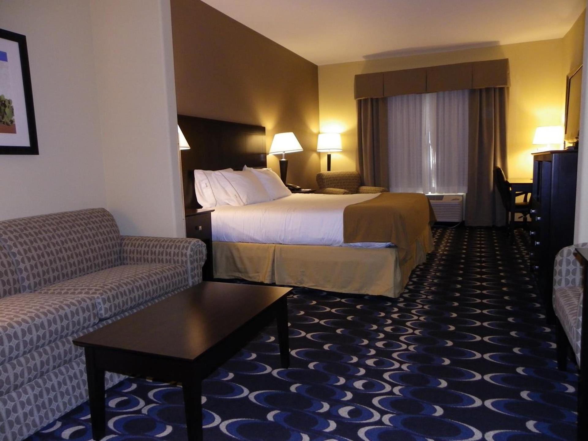 Holiday Inn Express & Suites Las Cruces North photo 34