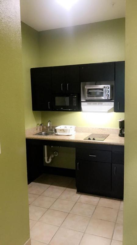 Studio 6 Bay City TX photo 36