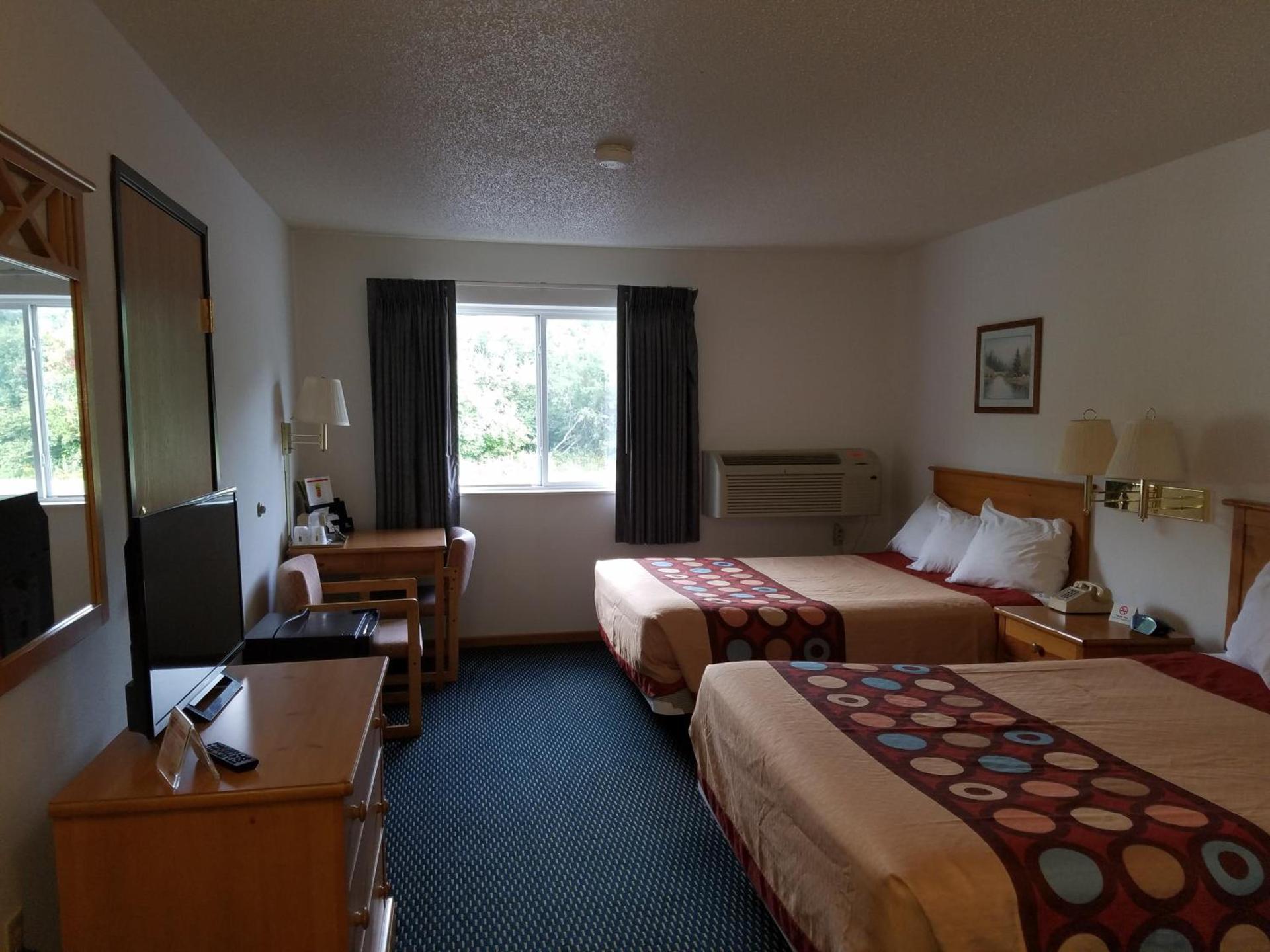 Super 8 by Wyndham Phillips photo 27