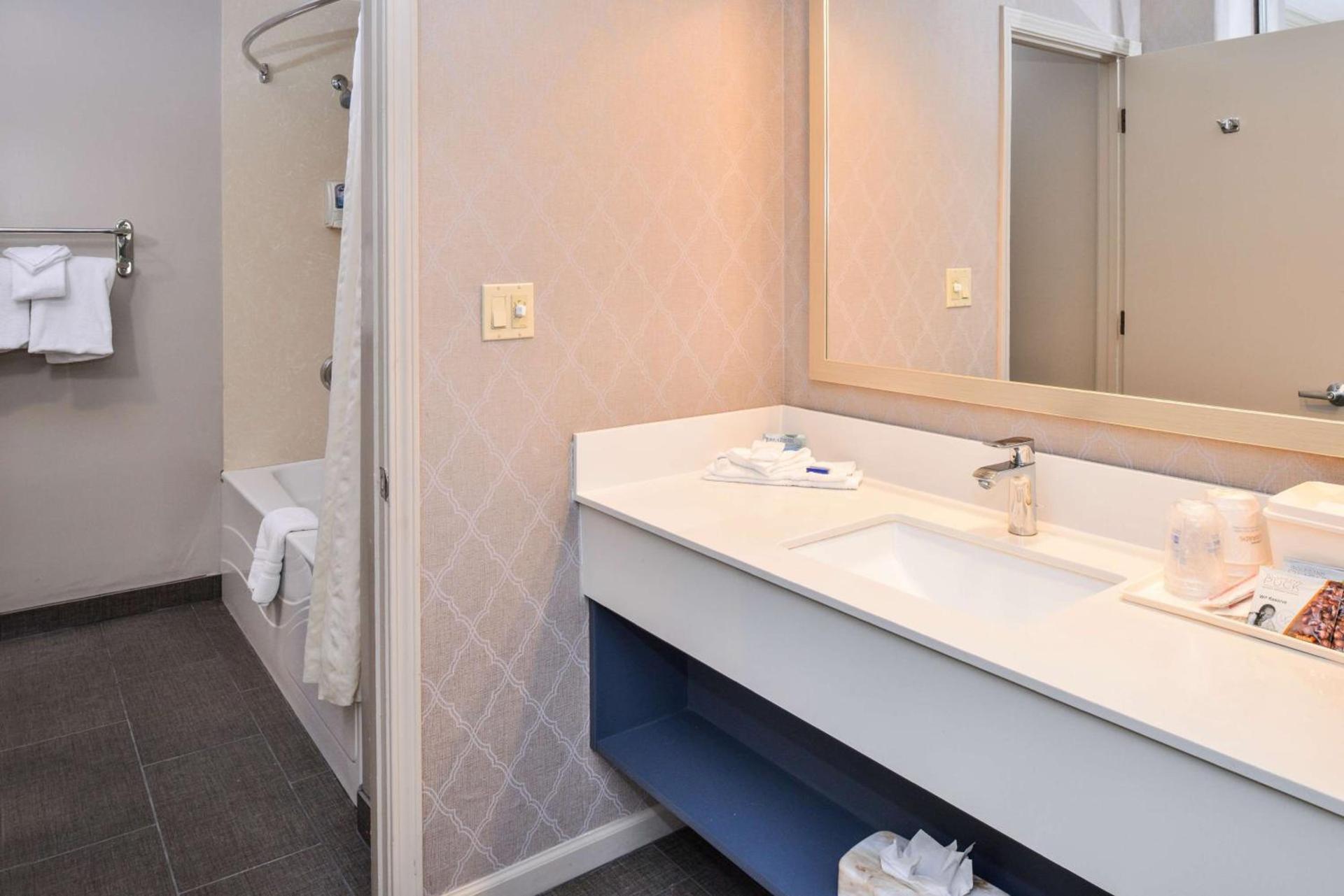 Best Western Inn Santa Cruz photo 13