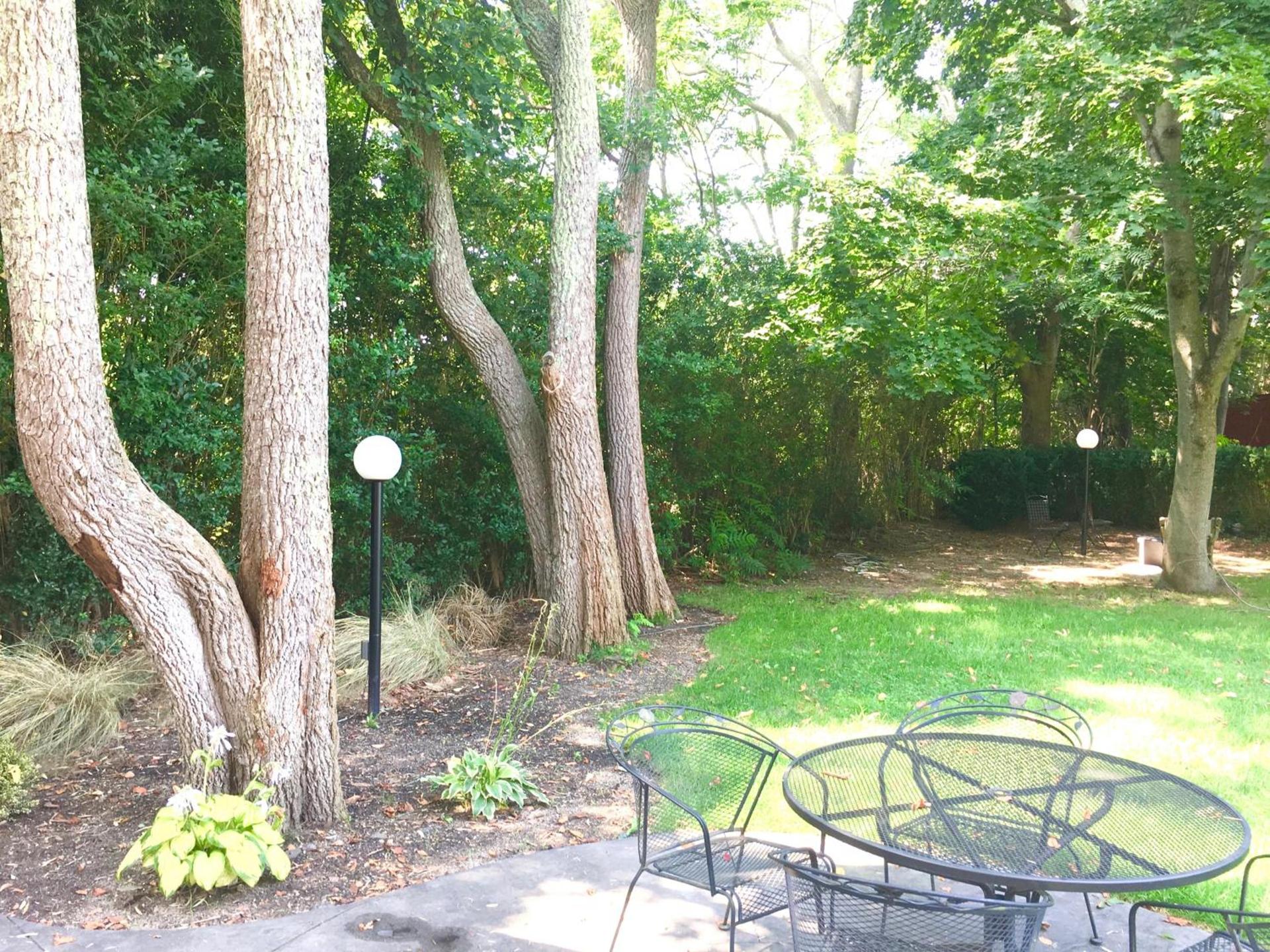 Shorewood Inn photo 8