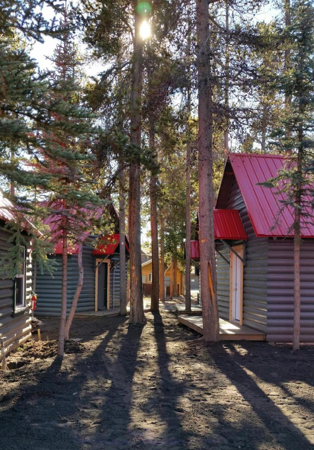 Yellowstone Cabins and RV photo 18