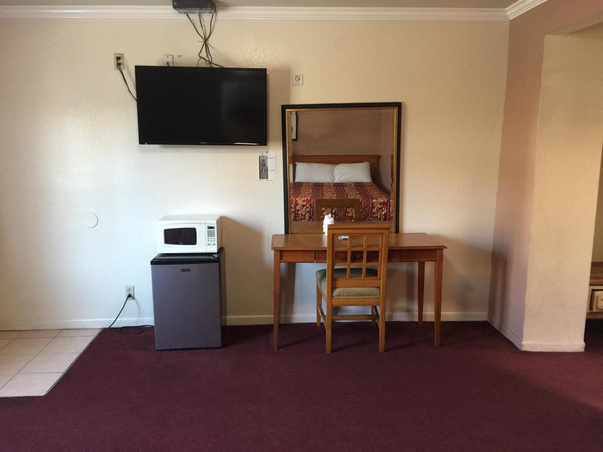 Mission Motel photo 3