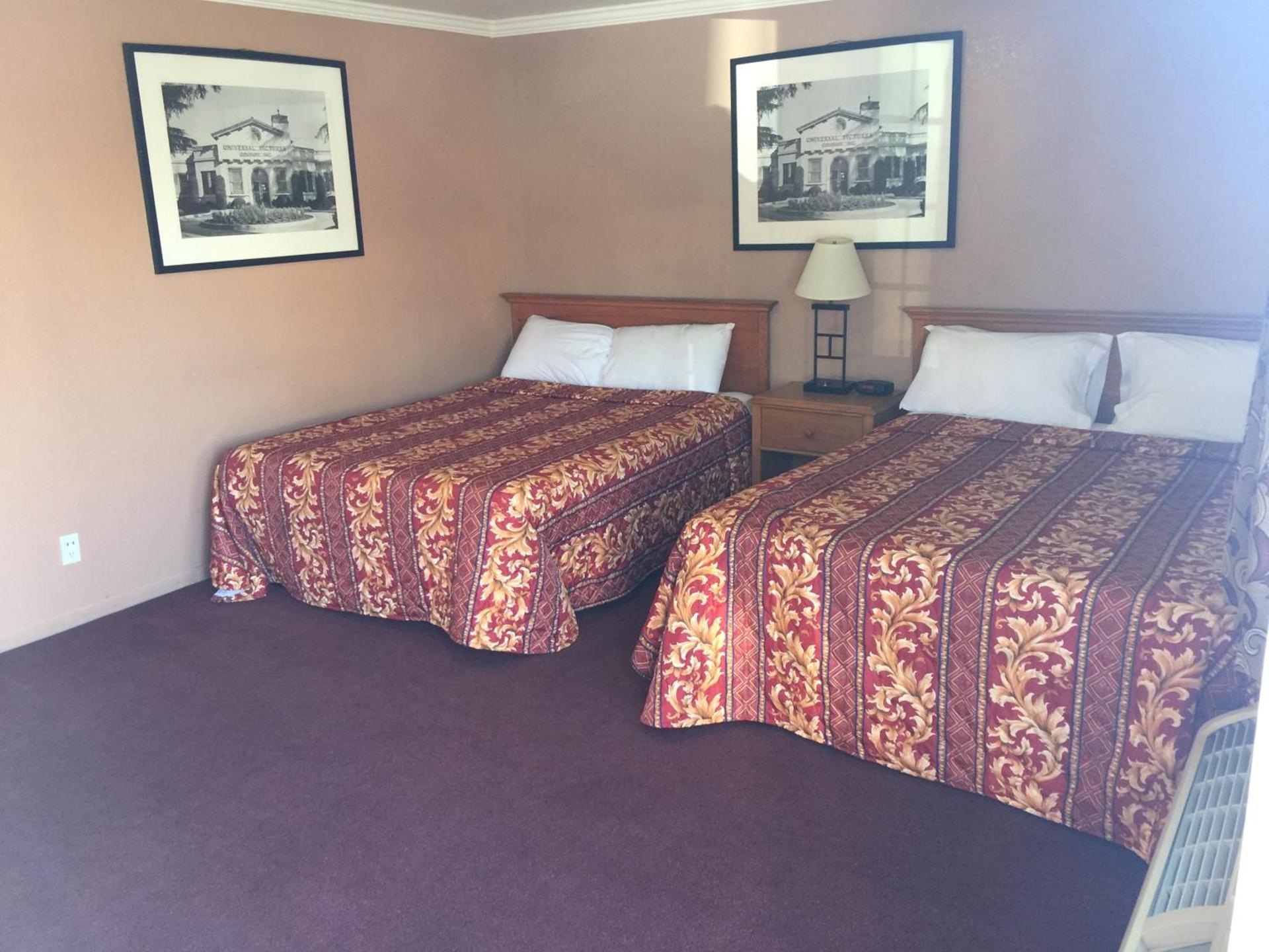 Mission Motel photo 2